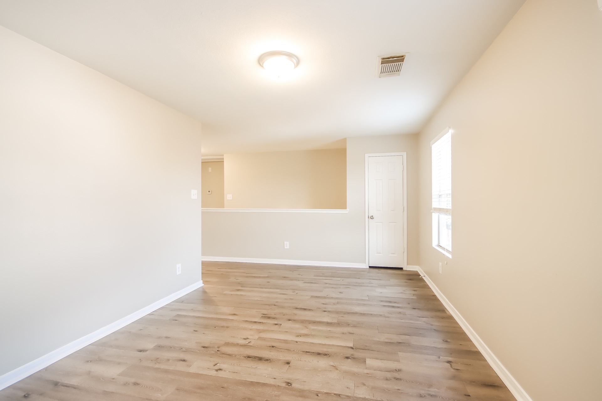 10842 Maple Bough Lane Property Photo 9