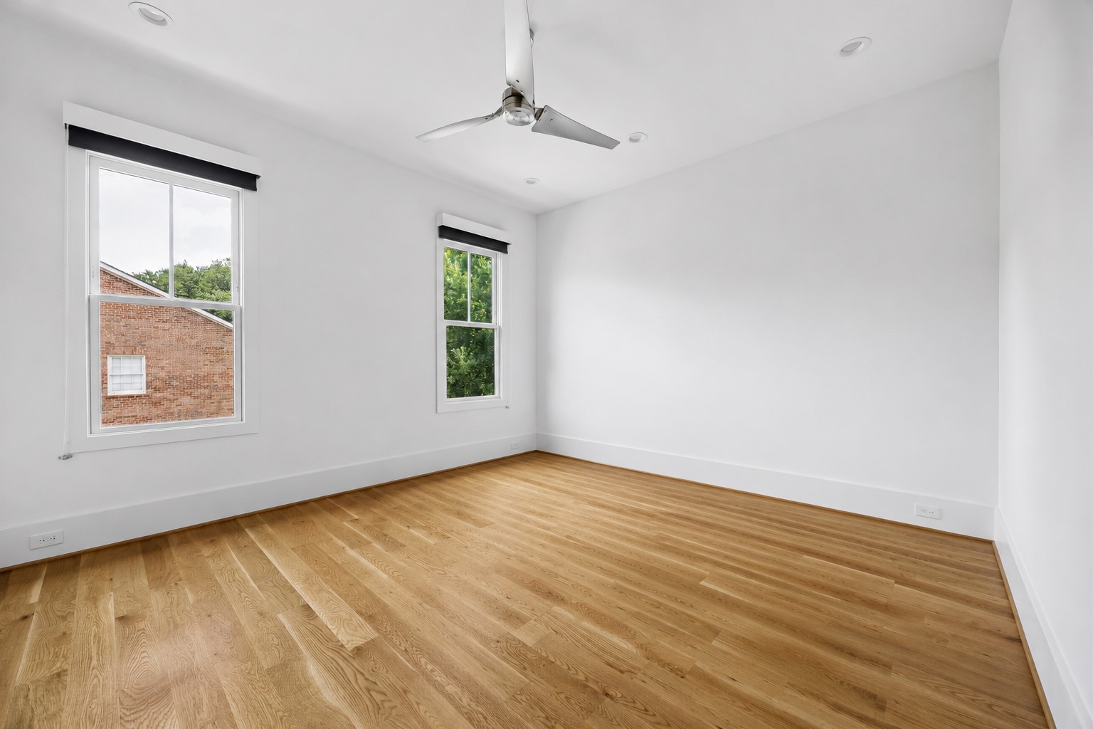 1737 Milford Street Property Photo 31
