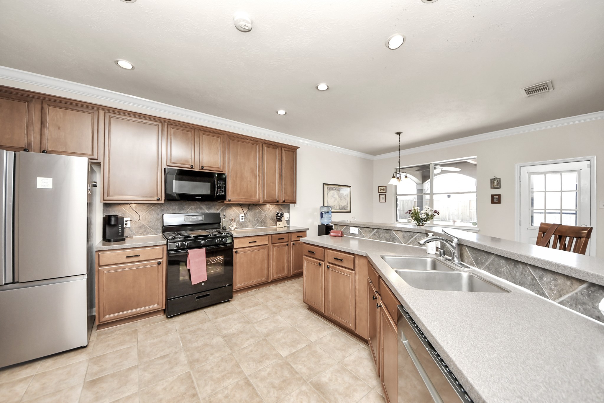 4106 Freedom Tree Drive Property Photo 22