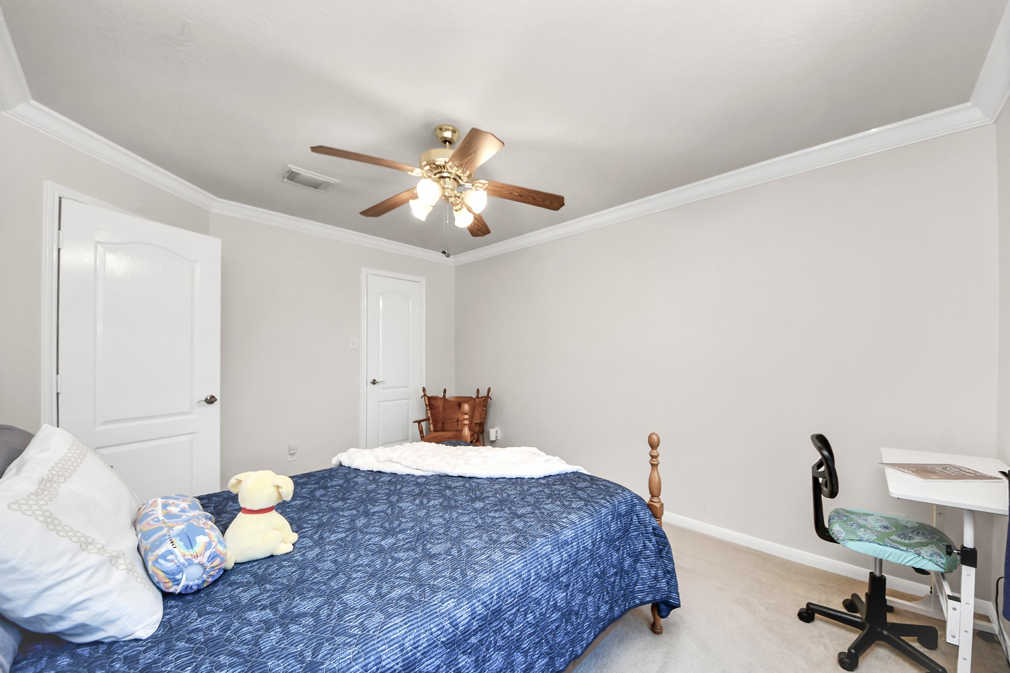 4106 Freedom Tree Drive Property Photo 37