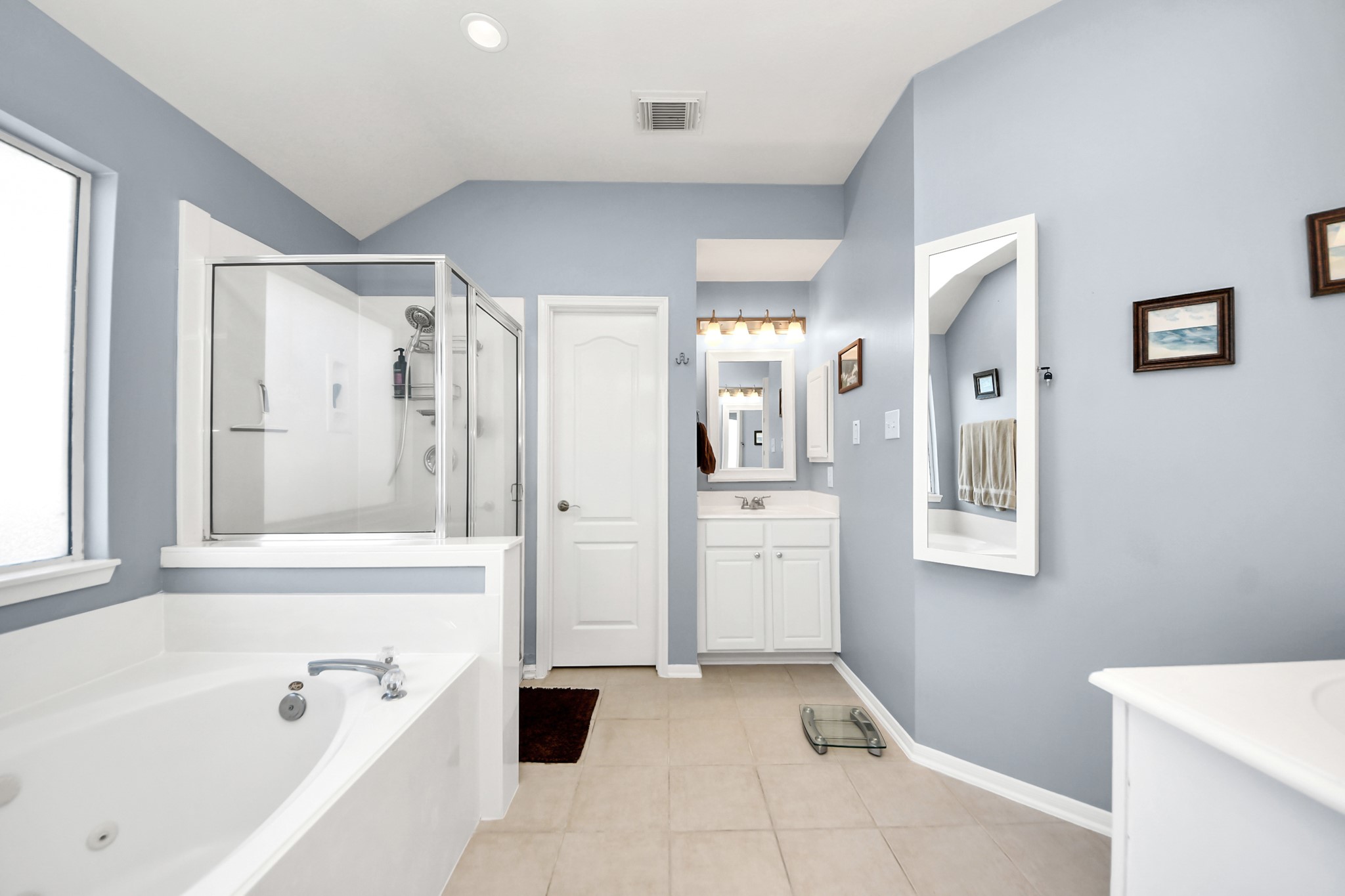 4106 Freedom Tree Drive Property Photo 45