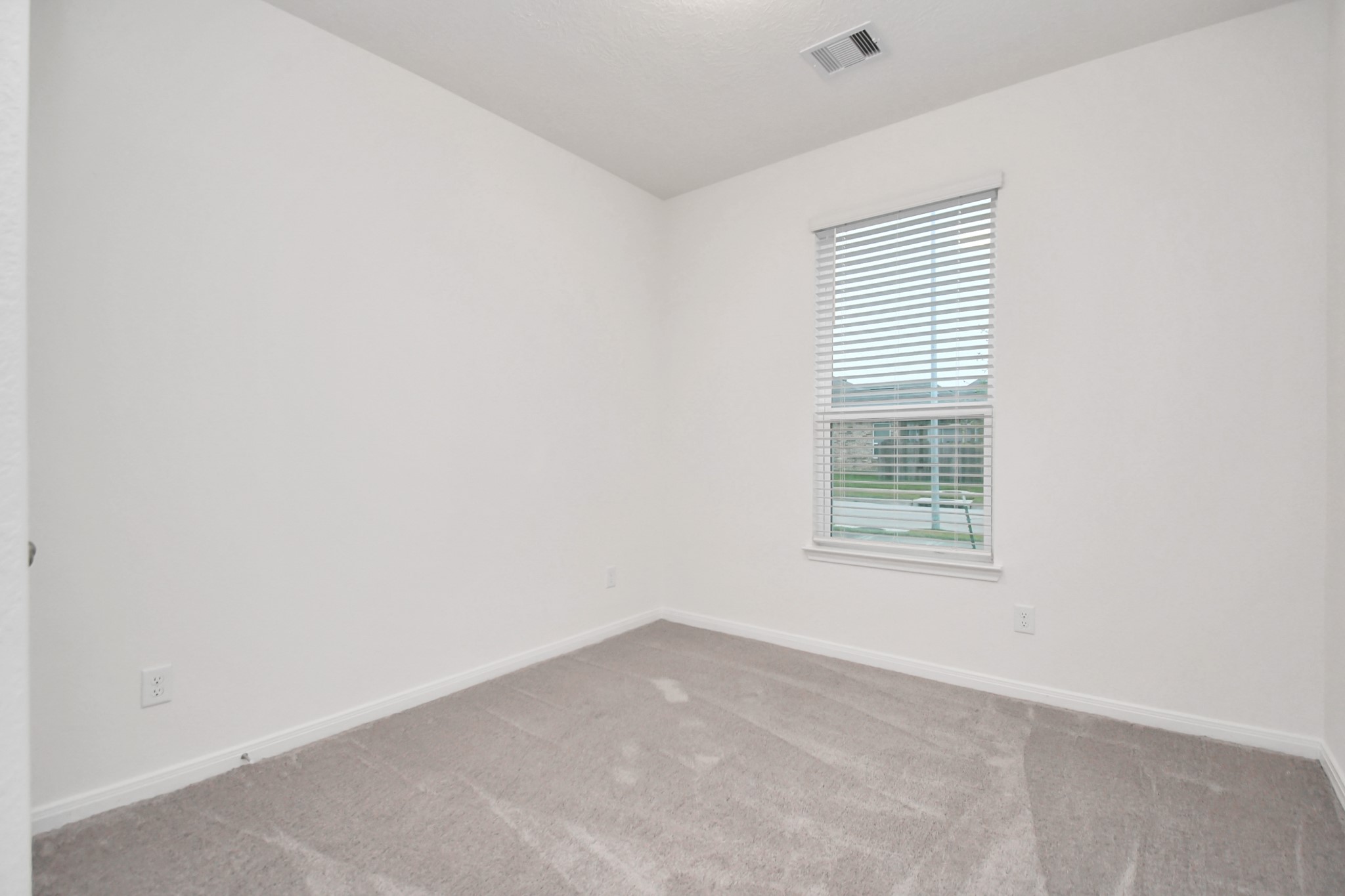 2030 Domeniko Drive Property Photo 23