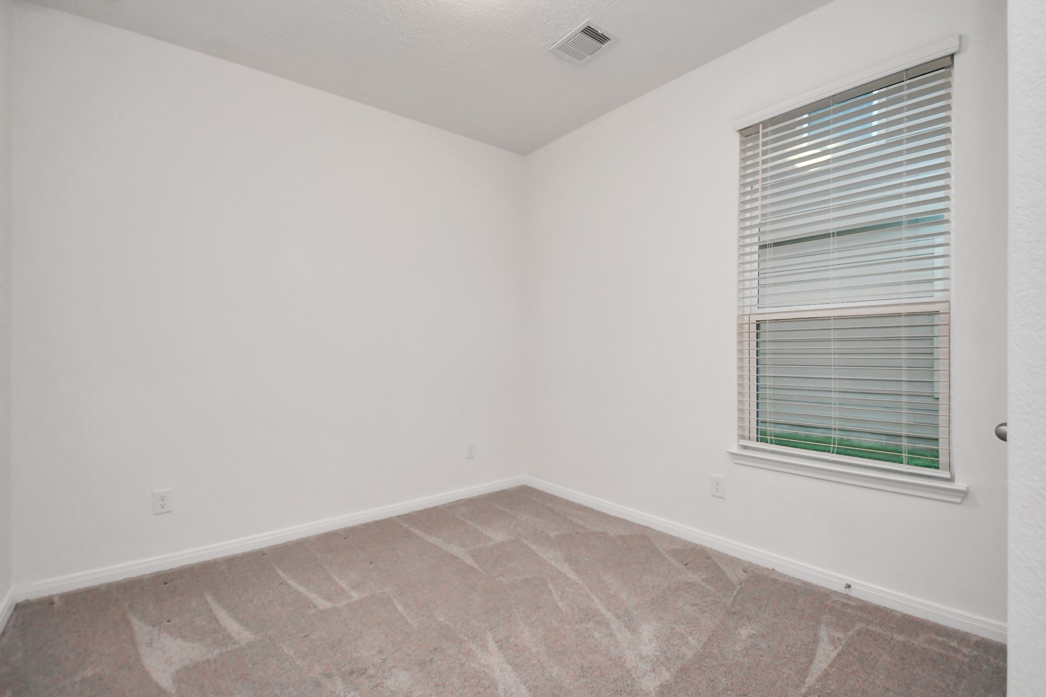2030 Domeniko Drive Property Photo 26