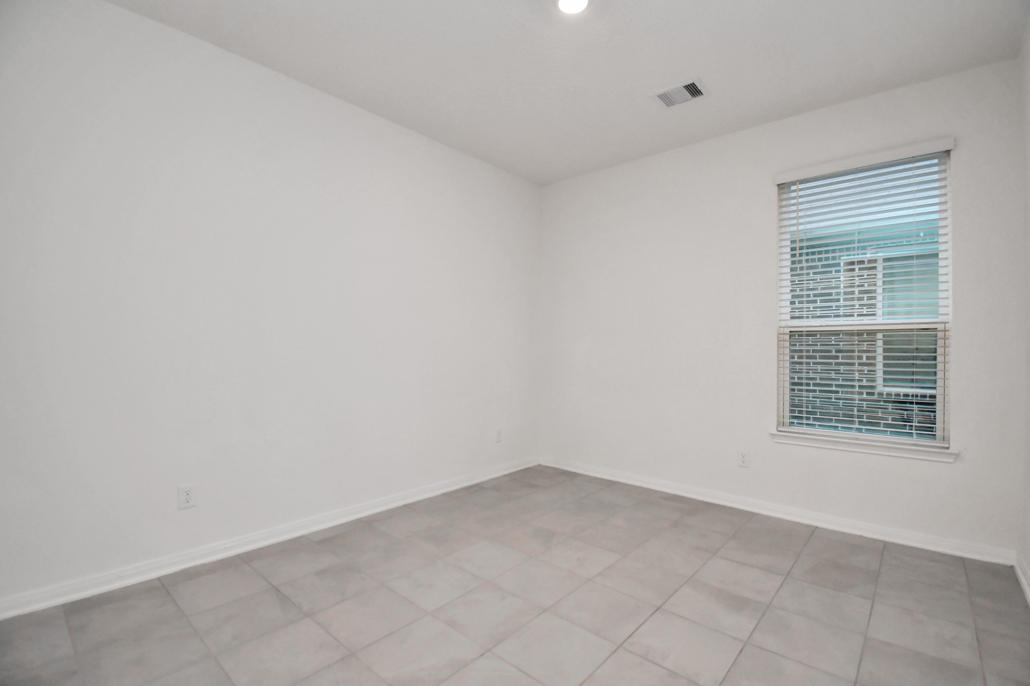 2030 Domeniko Drive Property Photo 29
