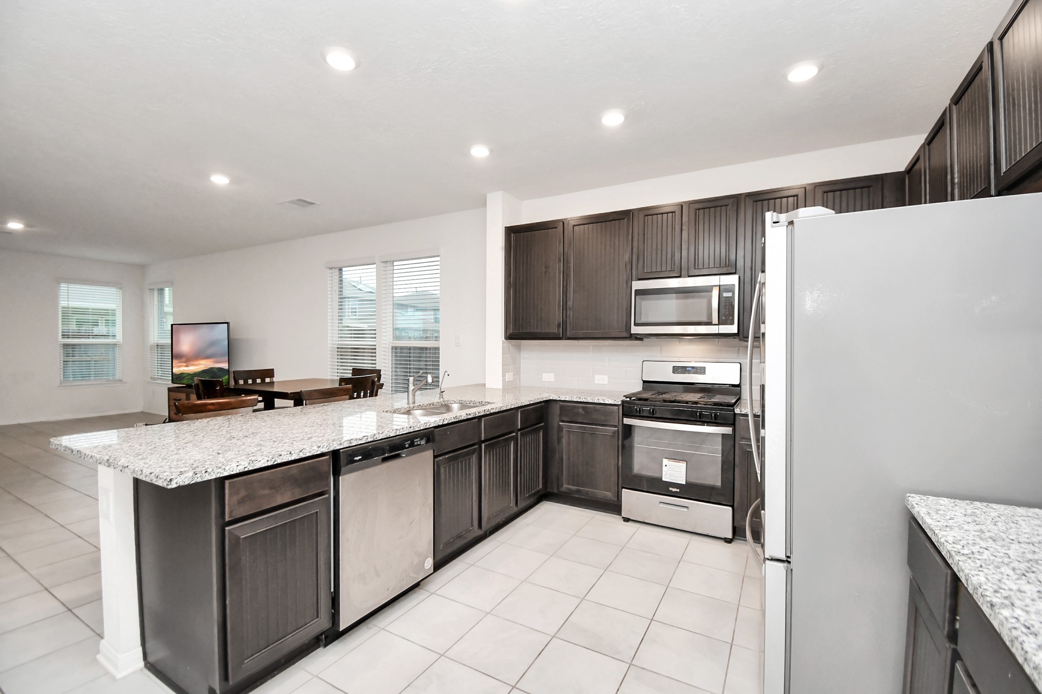 2030 Domeniko Drive Property Photo 32
