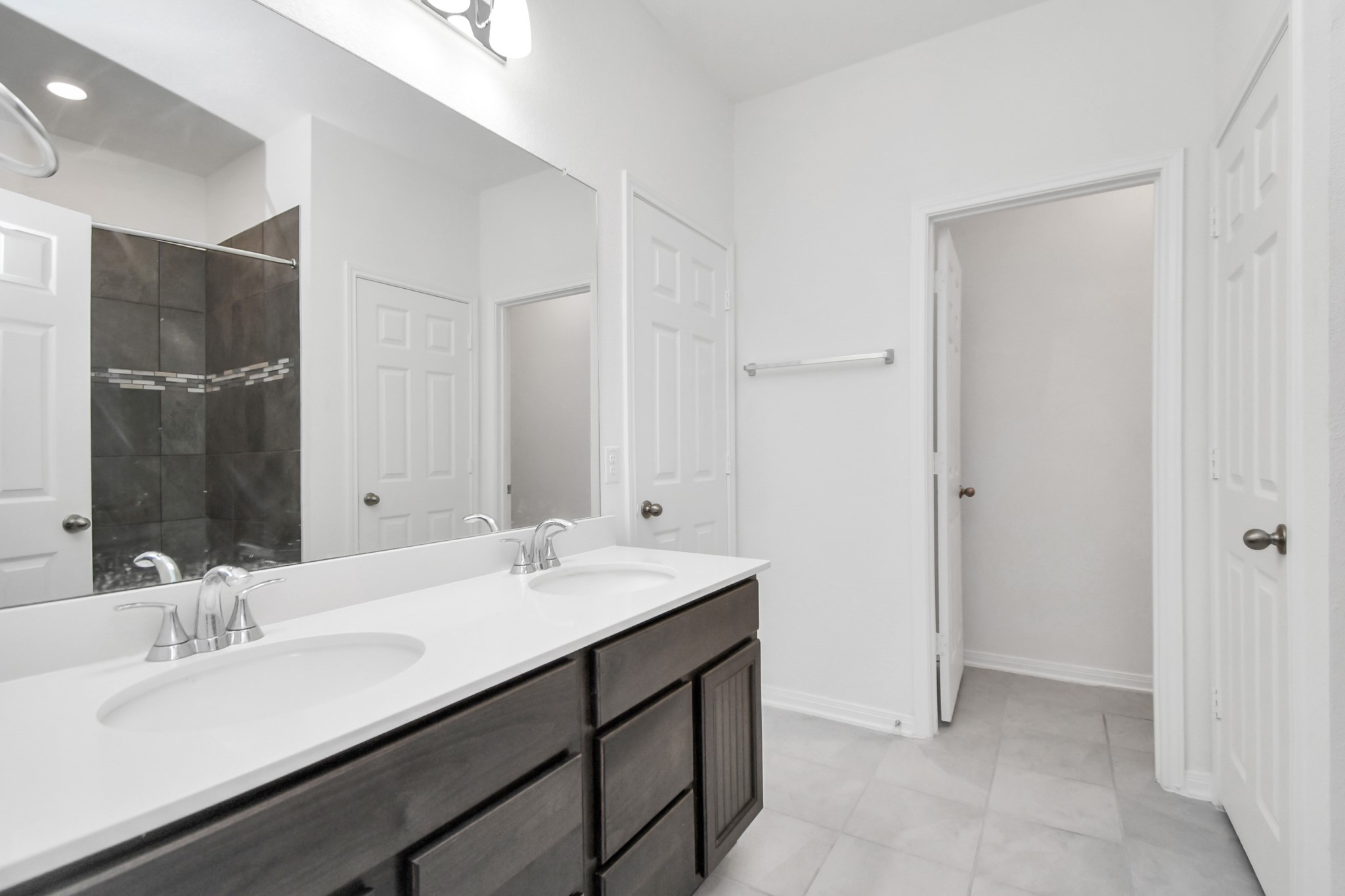 2030 Domeniko Drive Property Photo 38