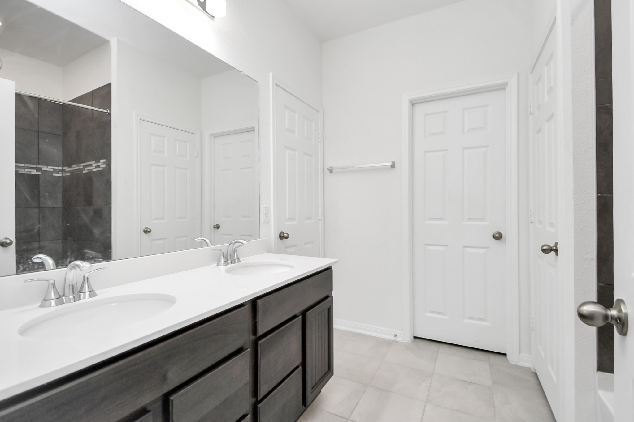 2030 Domeniko Drive Property Photo 41