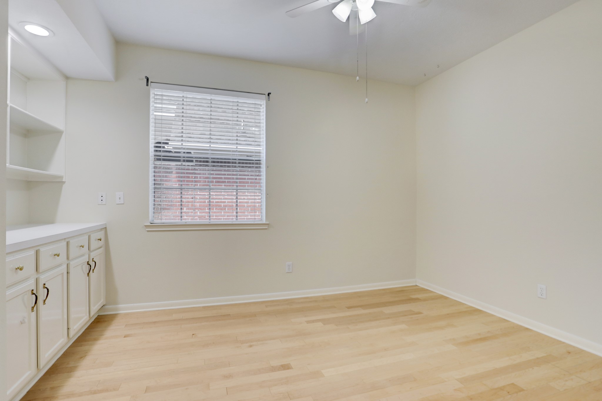 14019 Lake Trail Drive Property Photo 10