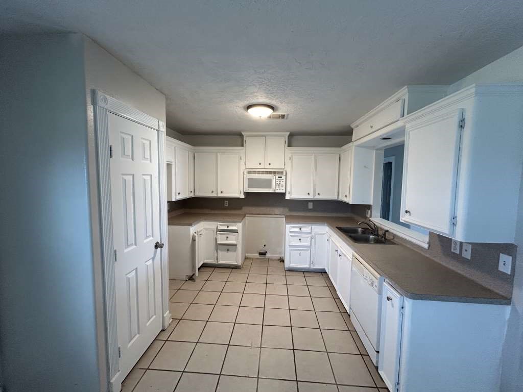 3 John Kay Road Property Photo 9