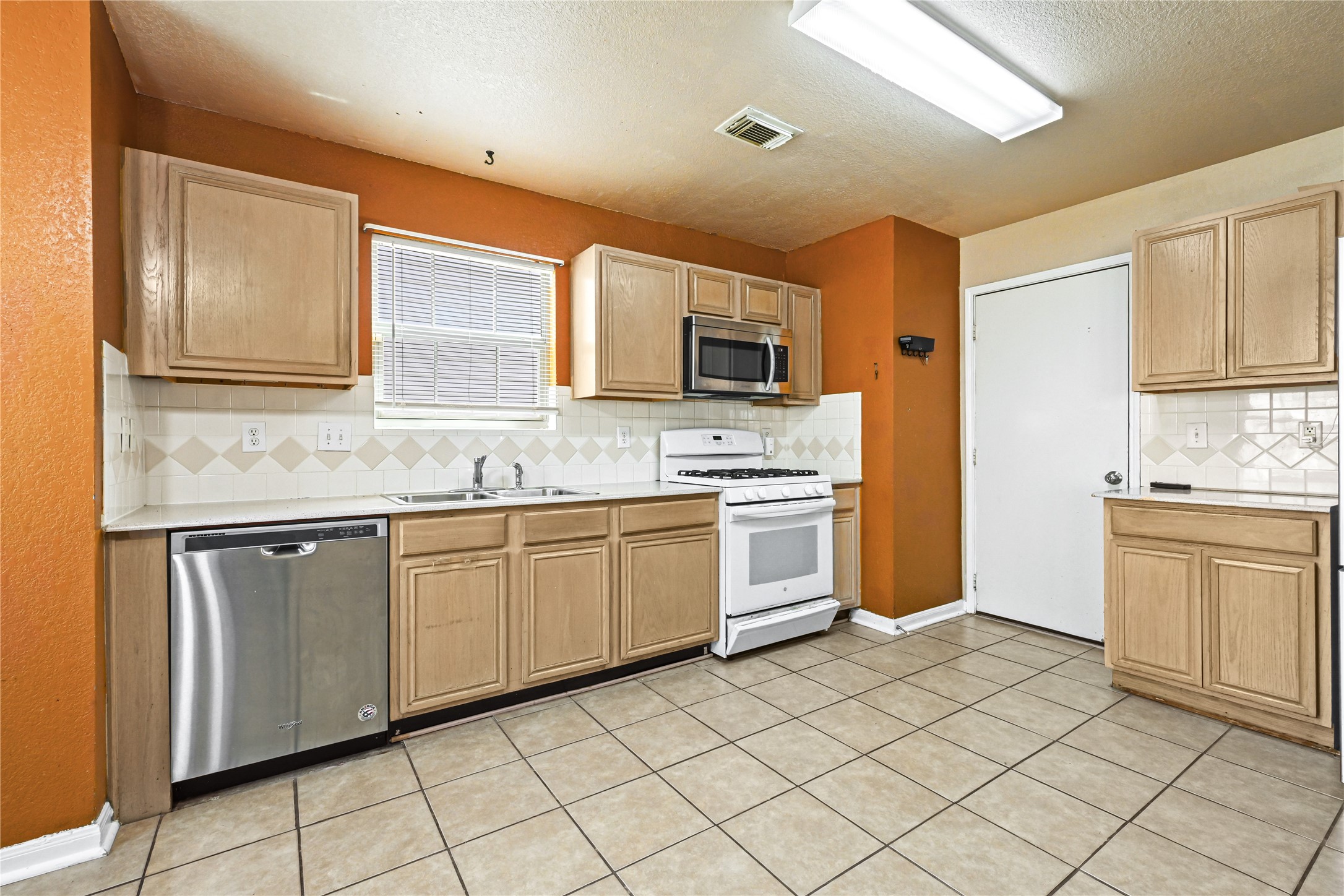 15822 Kings Cypress Lane Property Photo 11