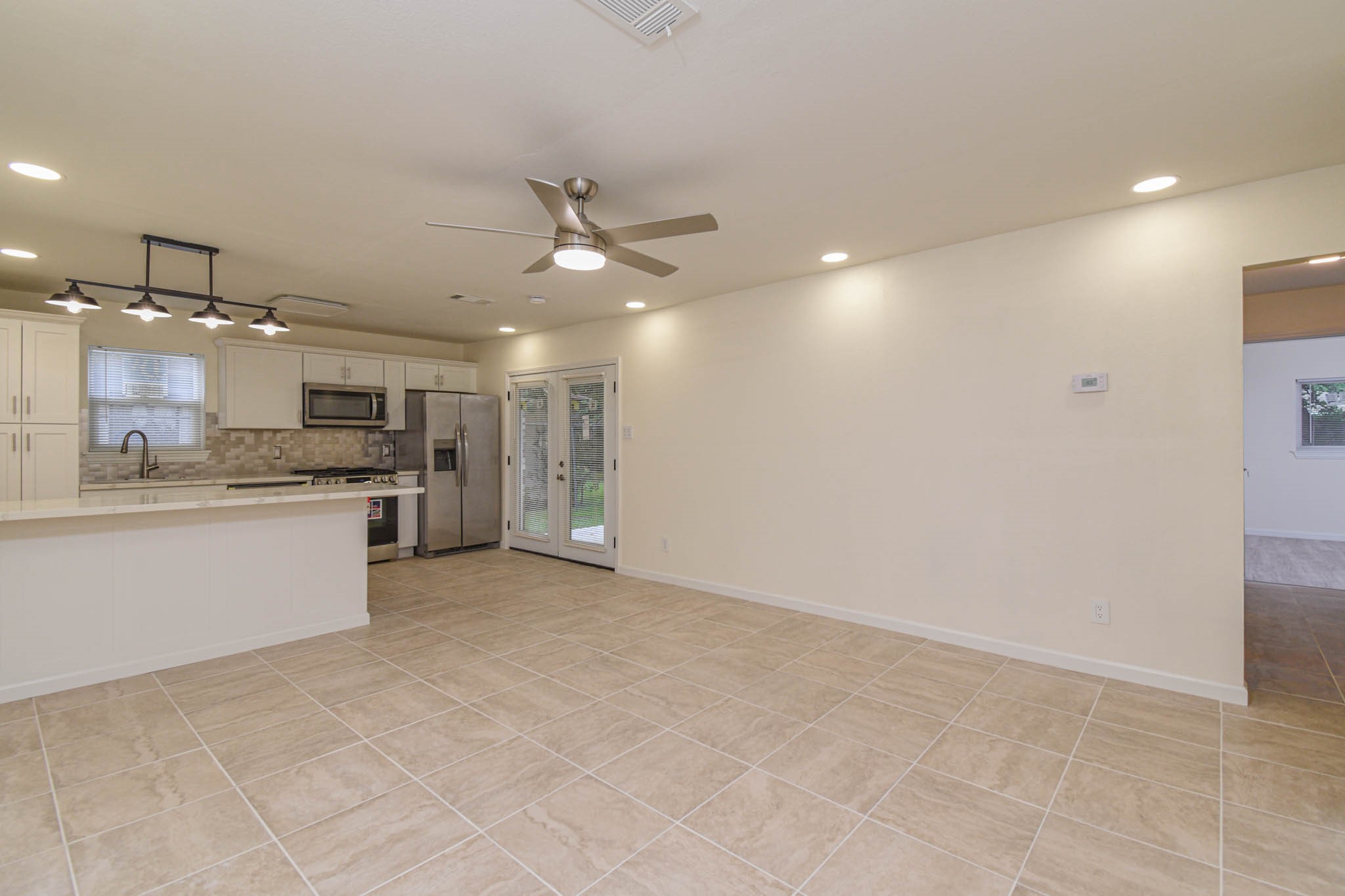 5003 Denoron Drive Property Photo 8