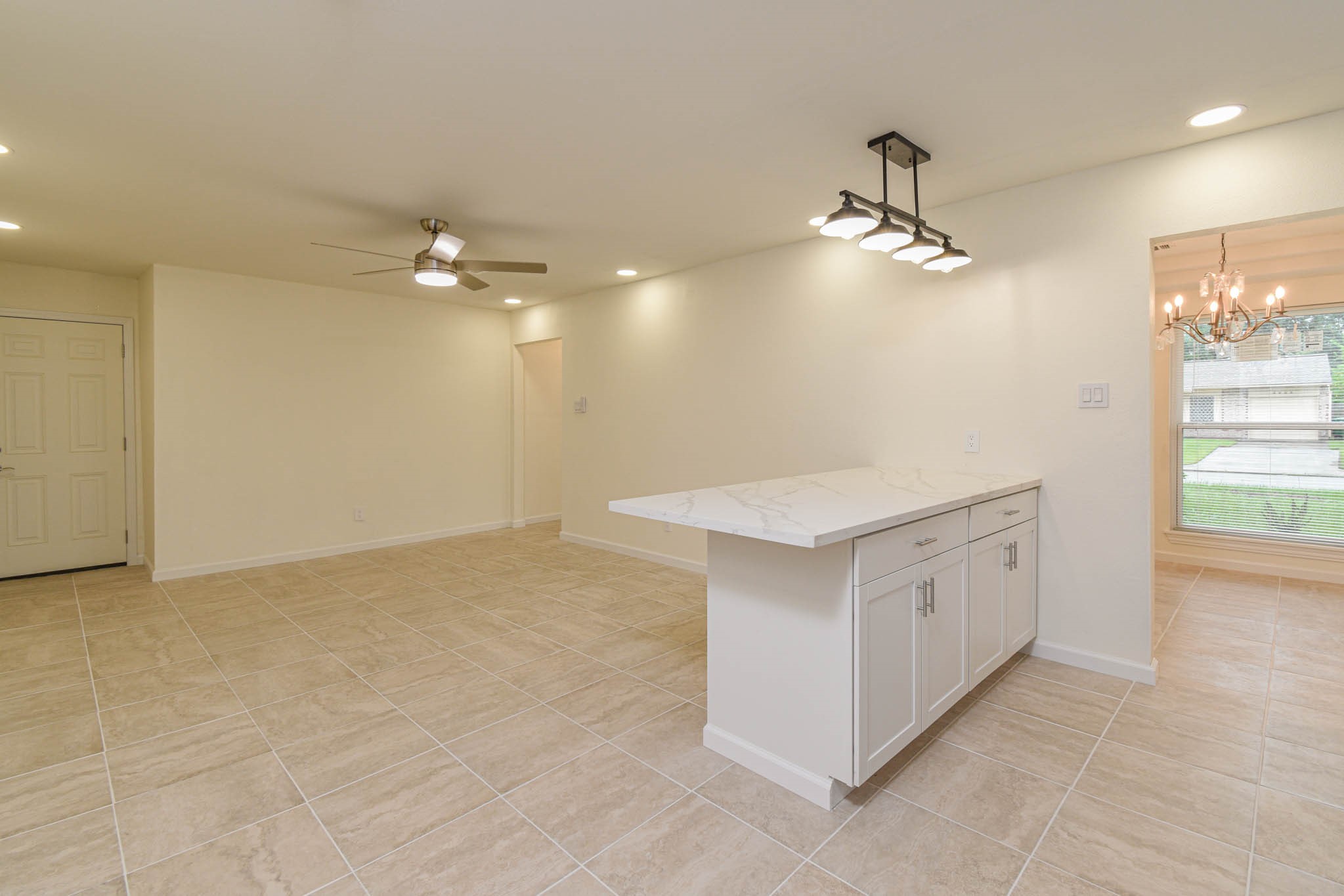 5003 Denoron Drive Property Photo 9
