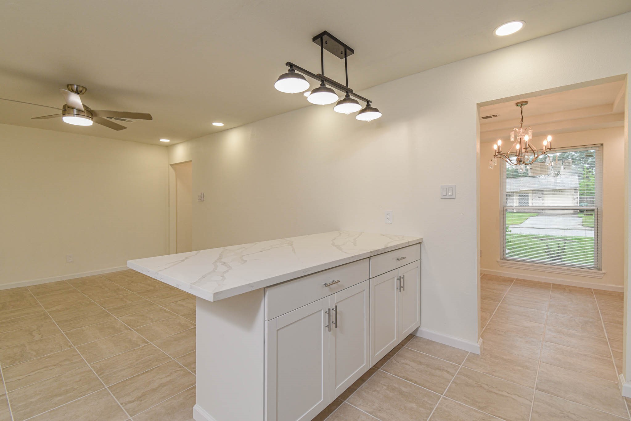 5003 Denoron Drive Property Photo 12