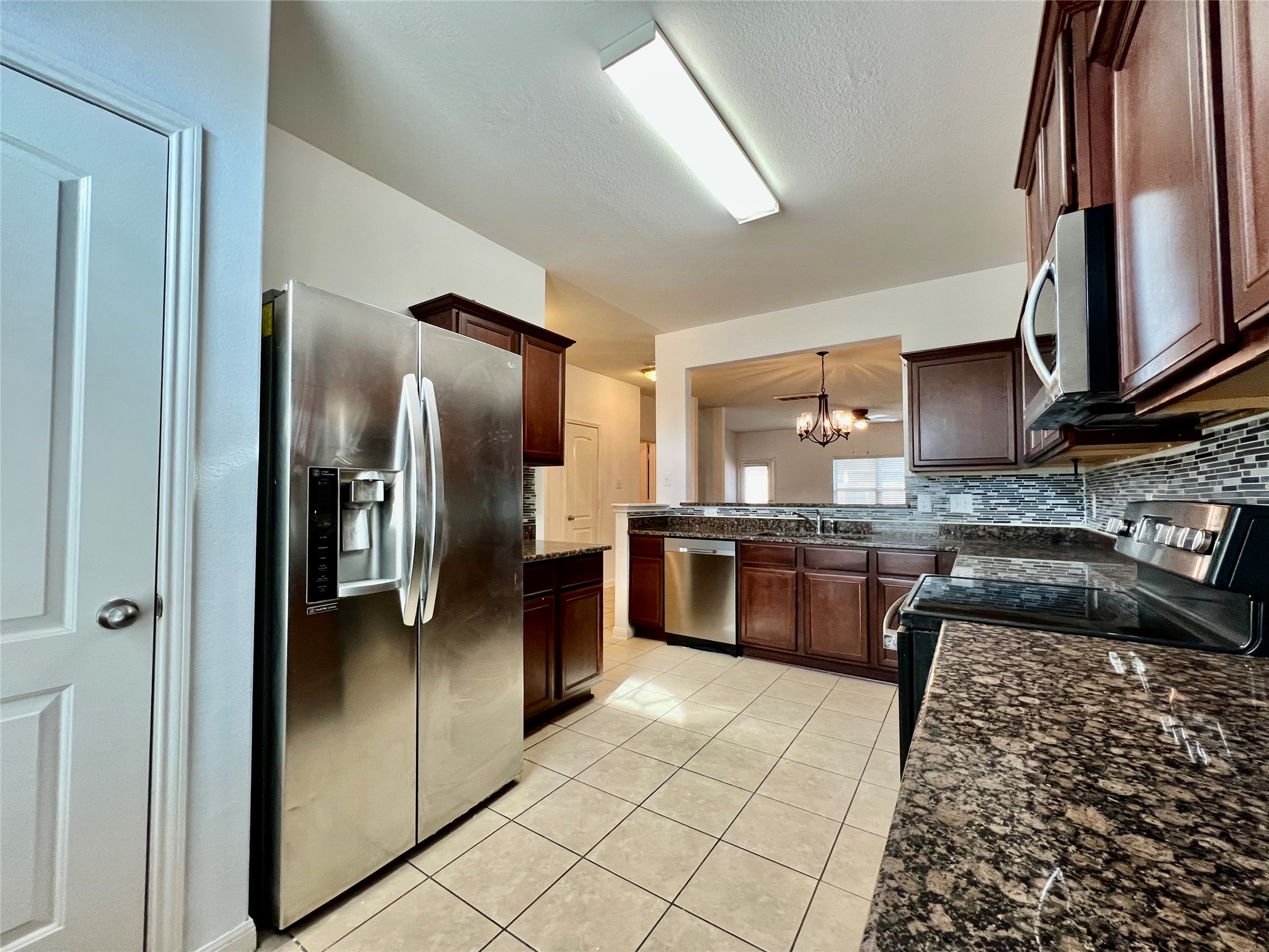 20418 Oak Lodge Meadow Drive Property Photo 5