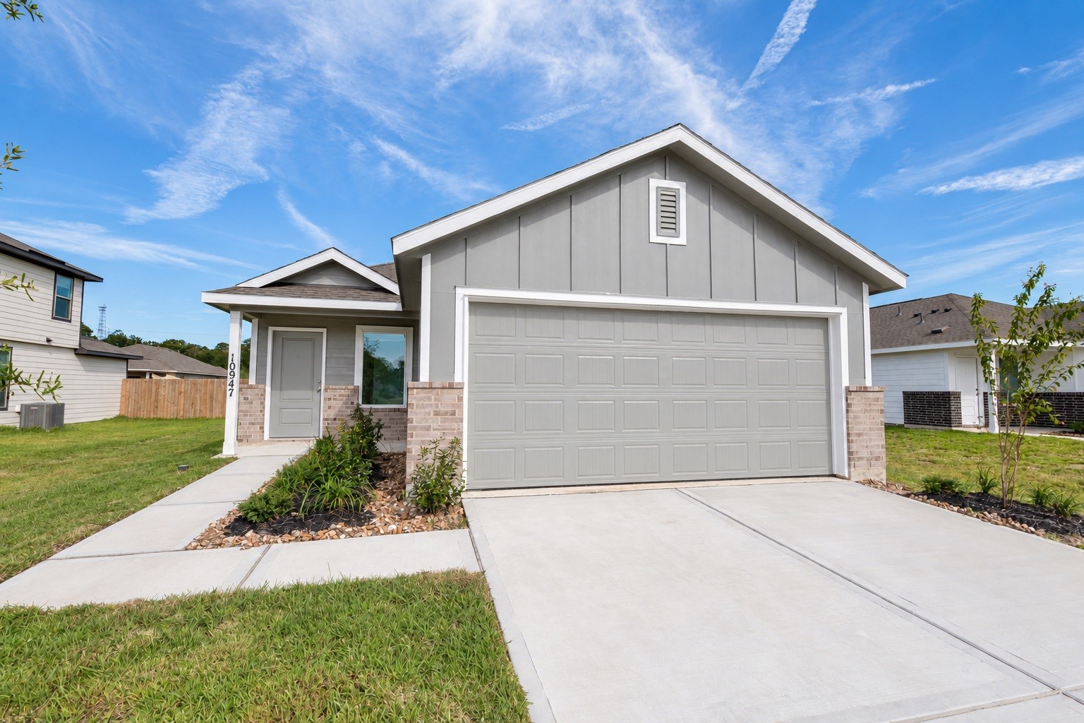 10947 Independence Road Property Photo 1