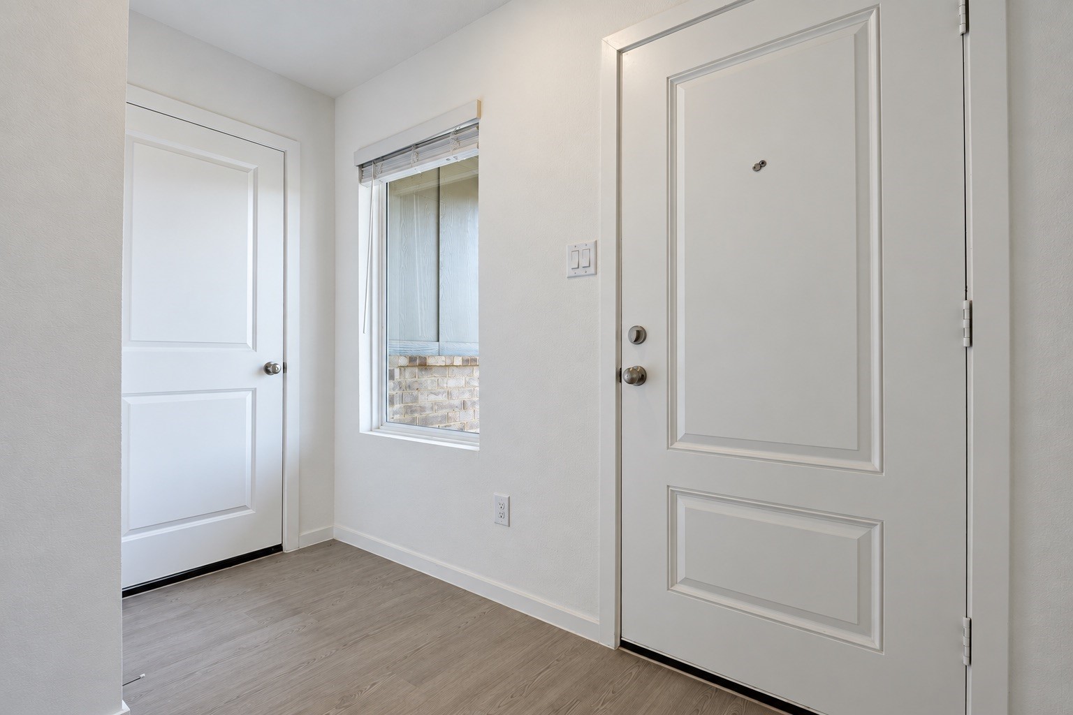 10947 Independence Road Property Photo 5