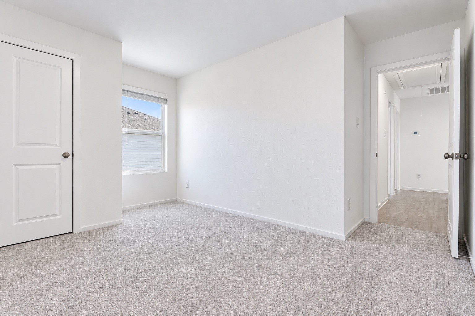 10947 Independence Road Property Photo 8