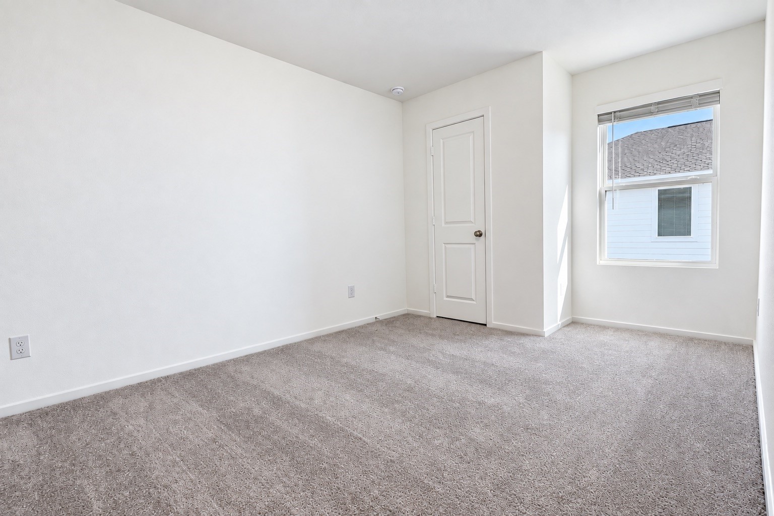 10947 Independence Road Property Photo 10