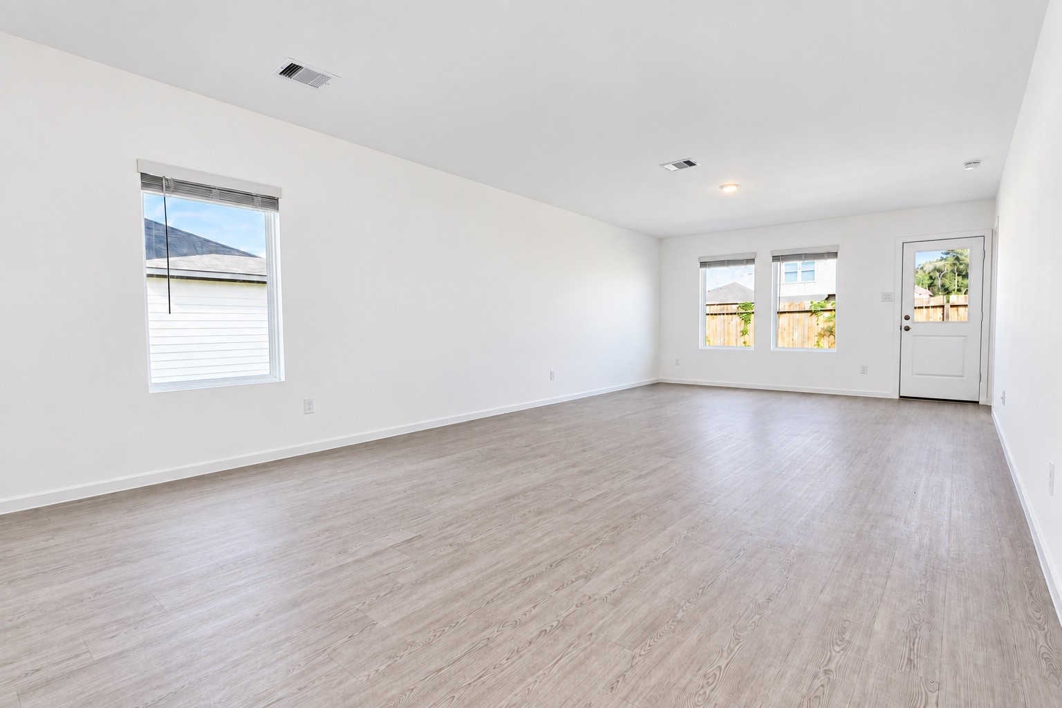 10947 Independence Road Property Photo 14