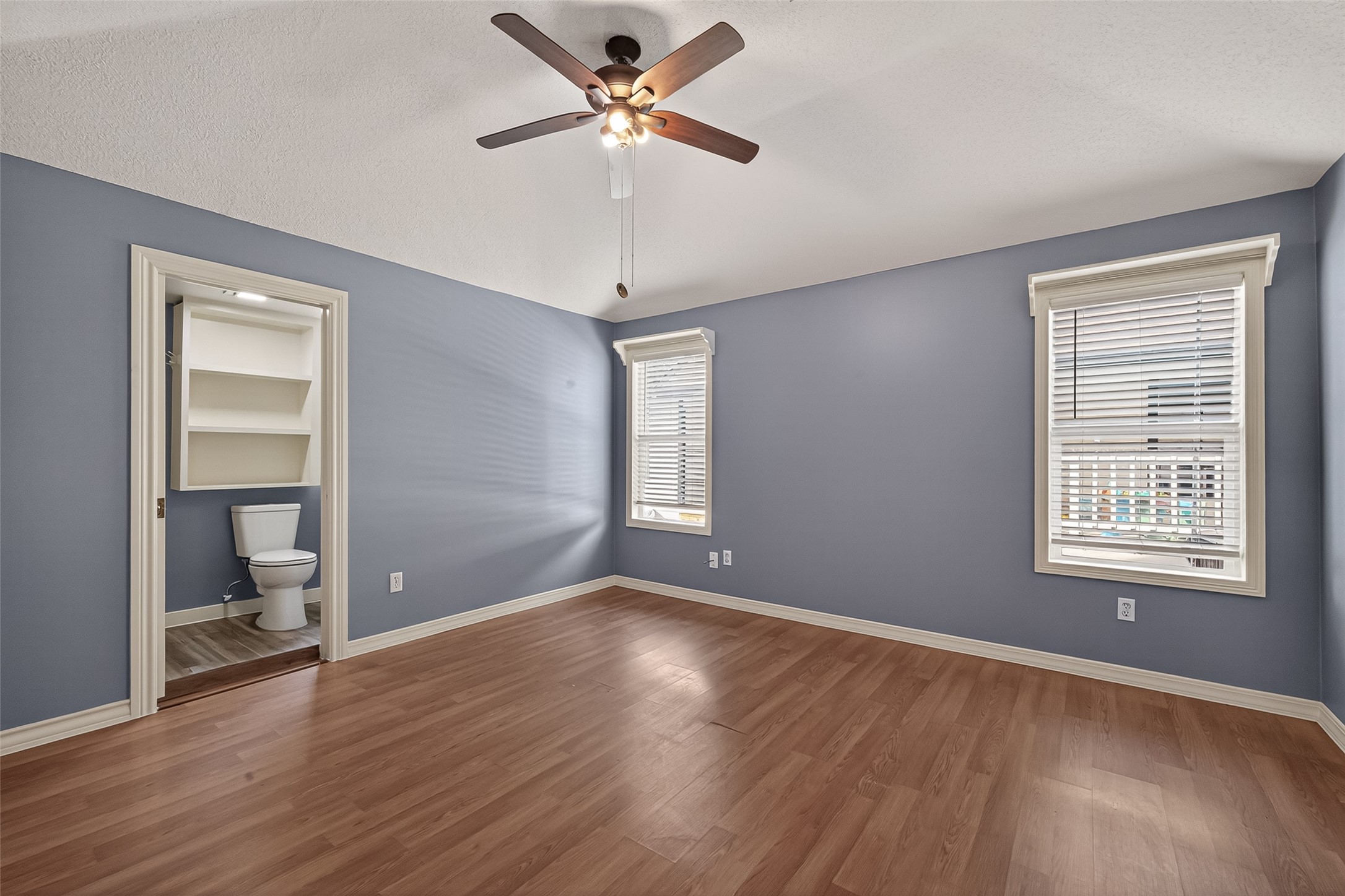 11806 Roandale Drive Property Photo 14