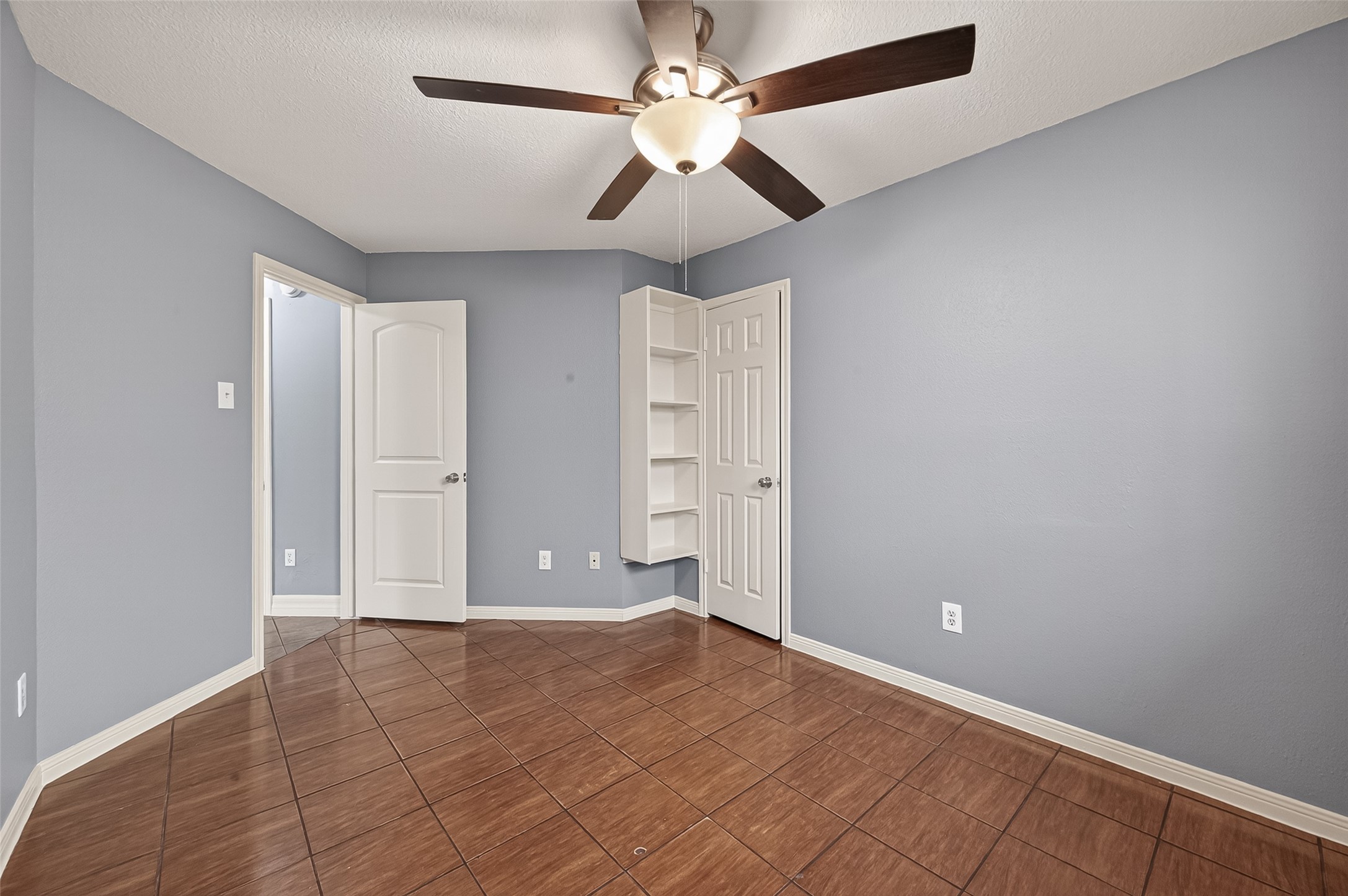 11806 Roandale Drive Property Photo 19