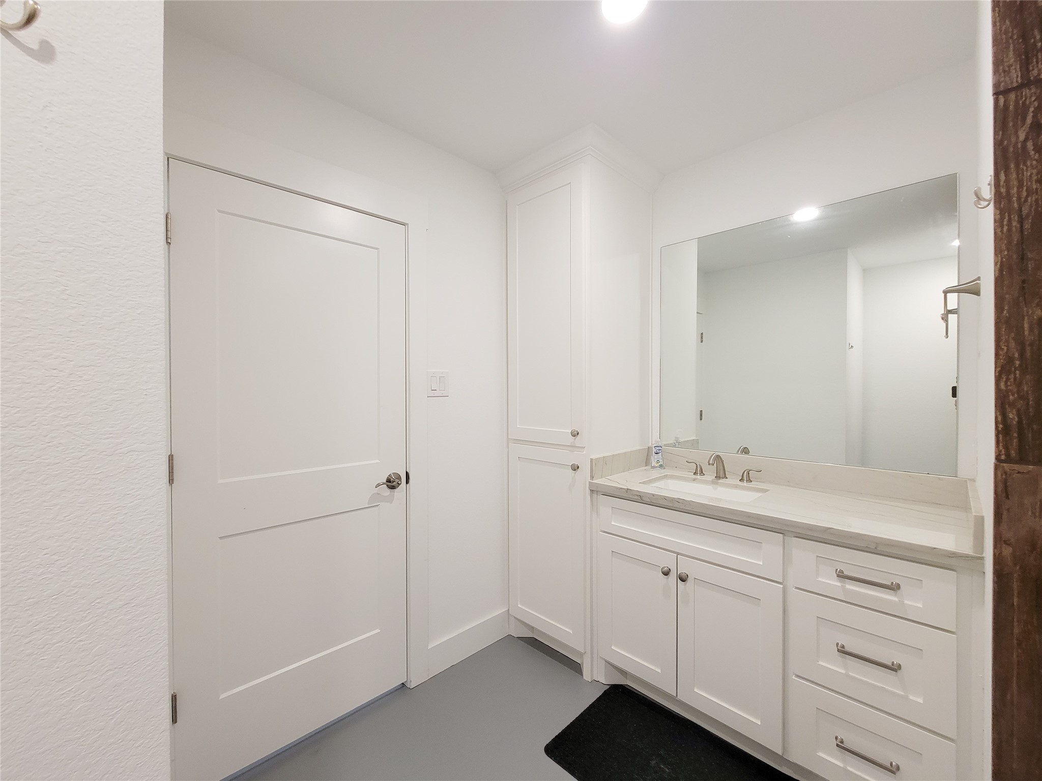 4937 Wolff Road Property Photo 18