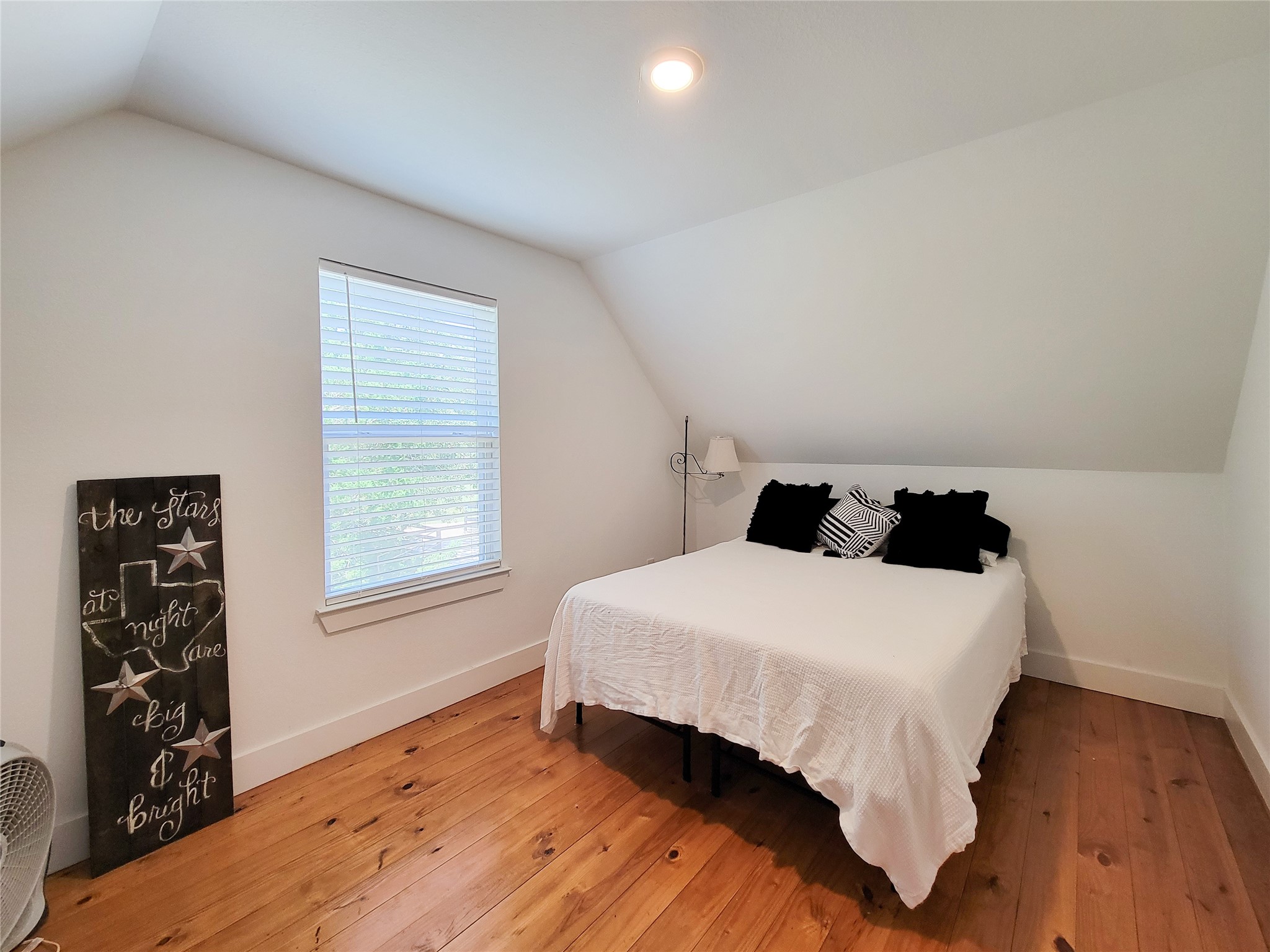 4937 Wolff Road Property Photo 25