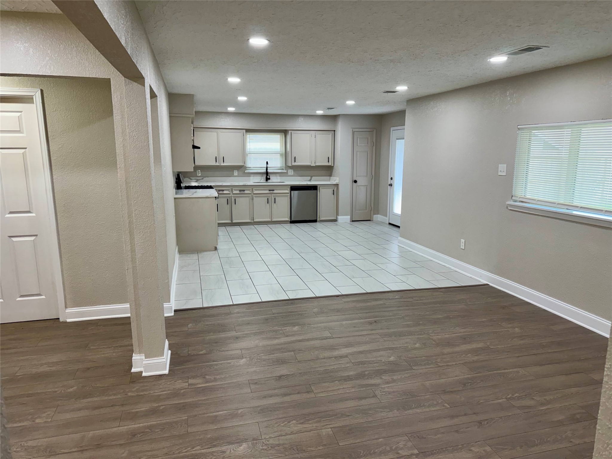 6321 Apache Drive Property Photo 11