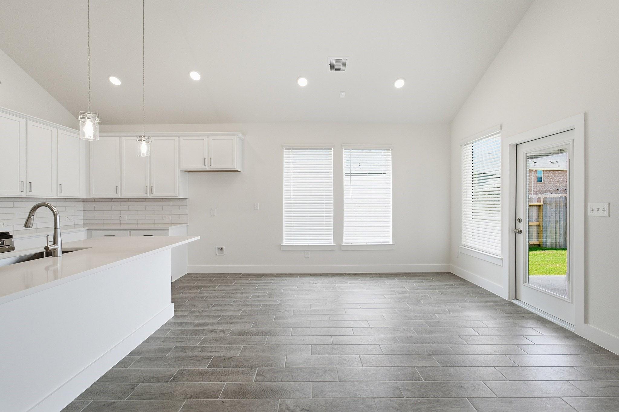 7902 Jasper Meadows Way, Angleton Tx 77515 Property Photo 16