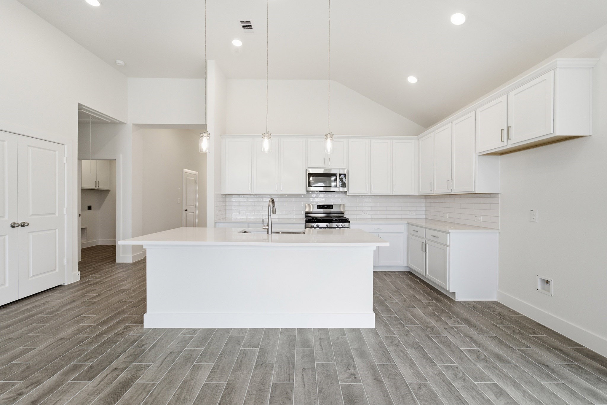 7902 Jasper Meadows Way Property Photo 17