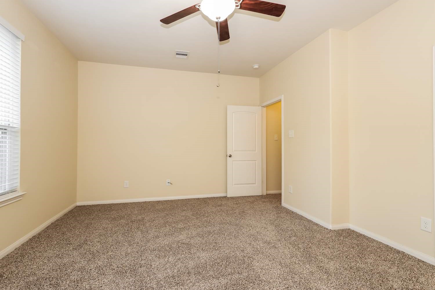 30631 Gardenia Trace Drive Property Photo 10