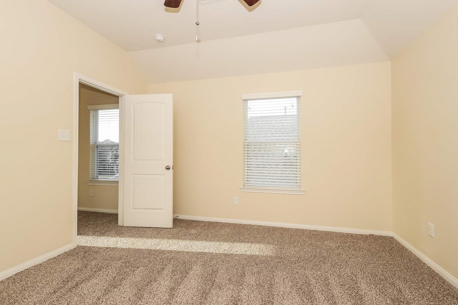 30631 Gardenia Trace Drive Property Photo 11