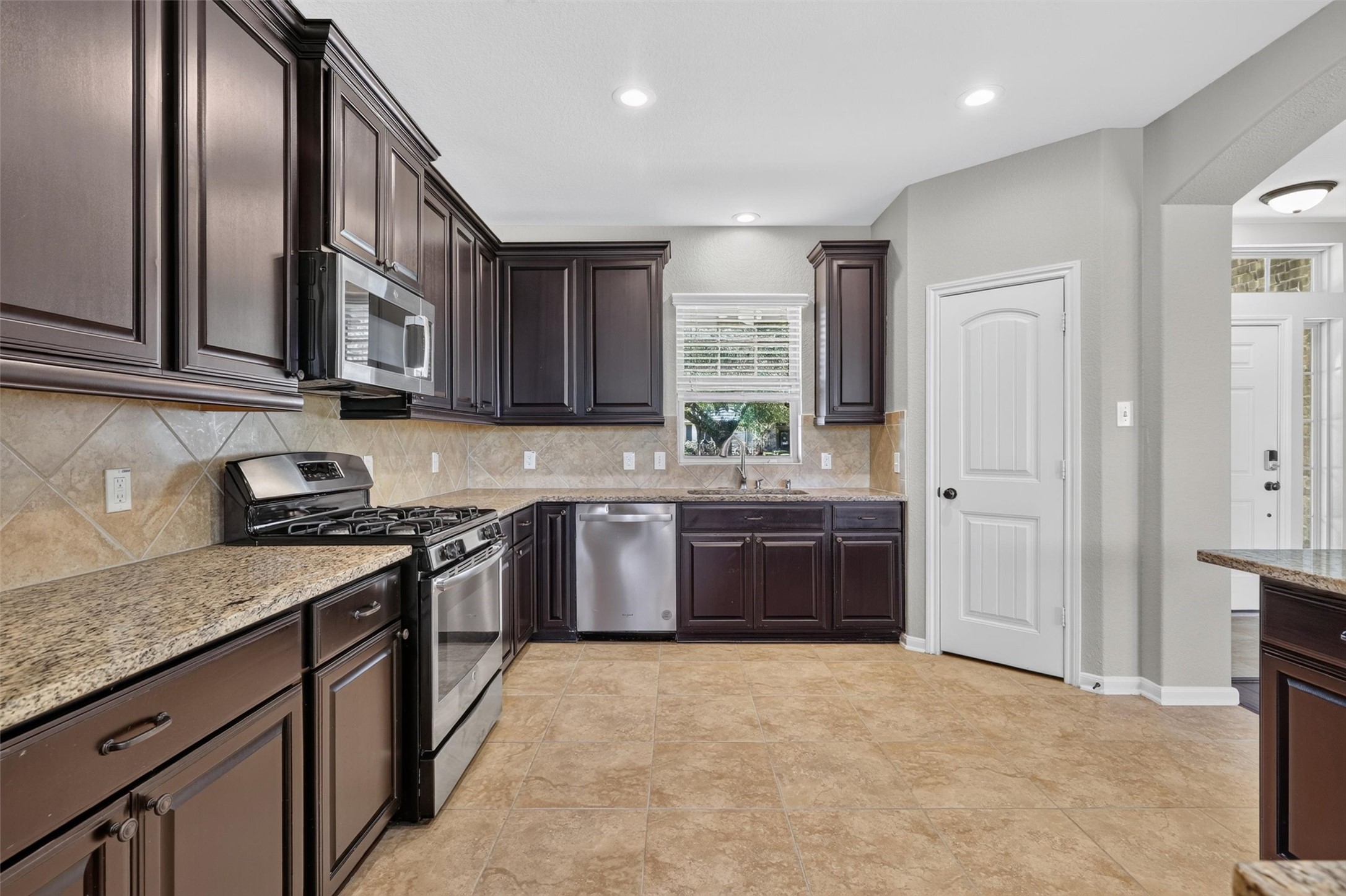 11306 Misty Willow Lane Property Photo 12