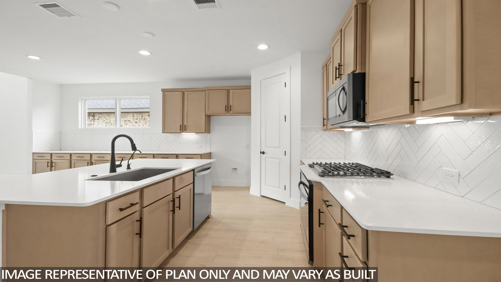420 Springfield Terrace Drive Property Photo 4