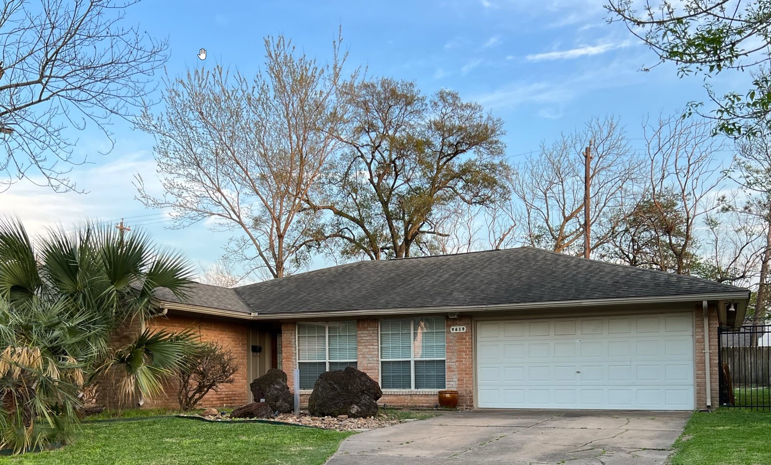 9619 Beverlyhill Street Property Photo 1