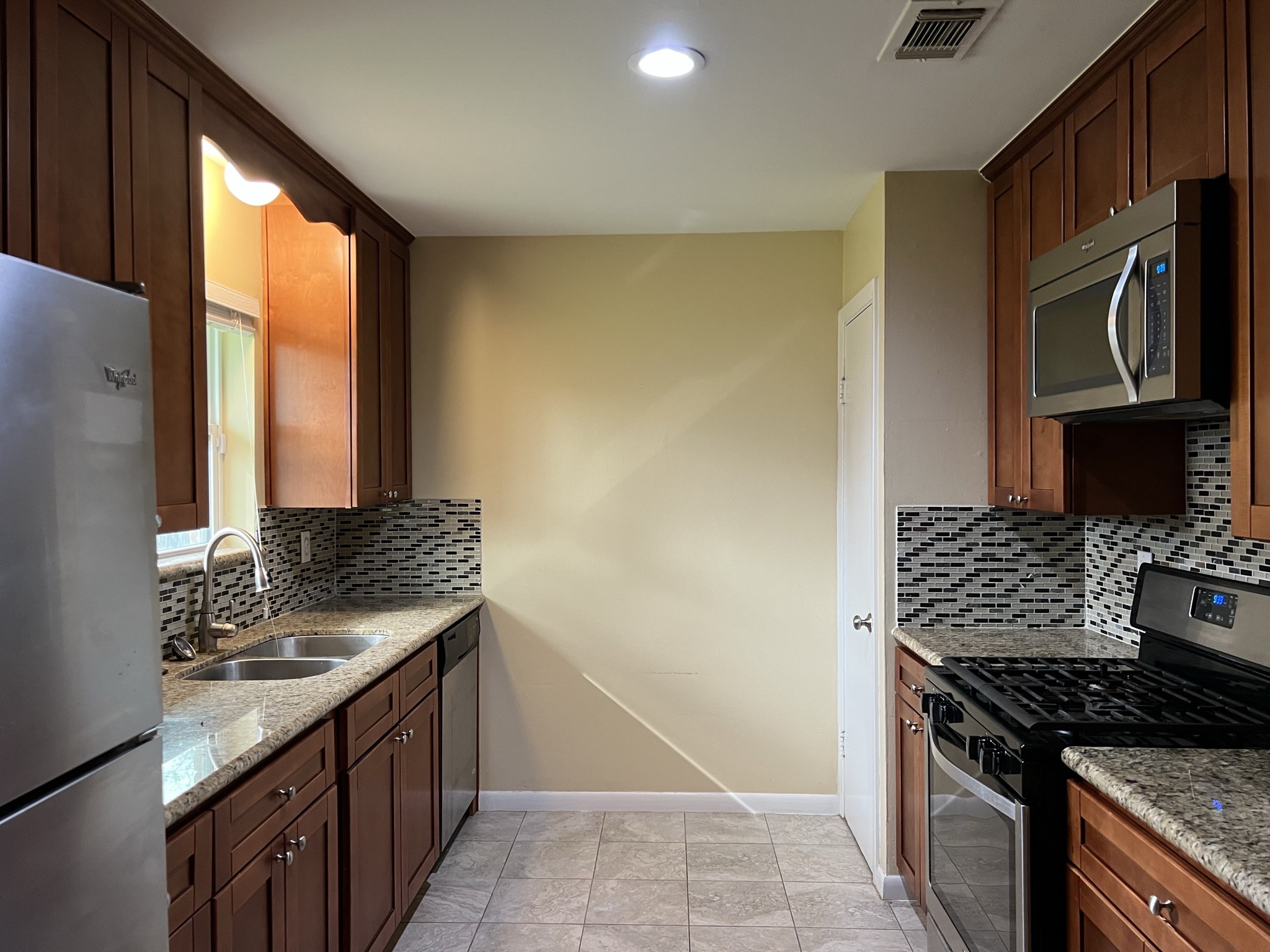 9619 Beverlyhill Street Property Photo 2