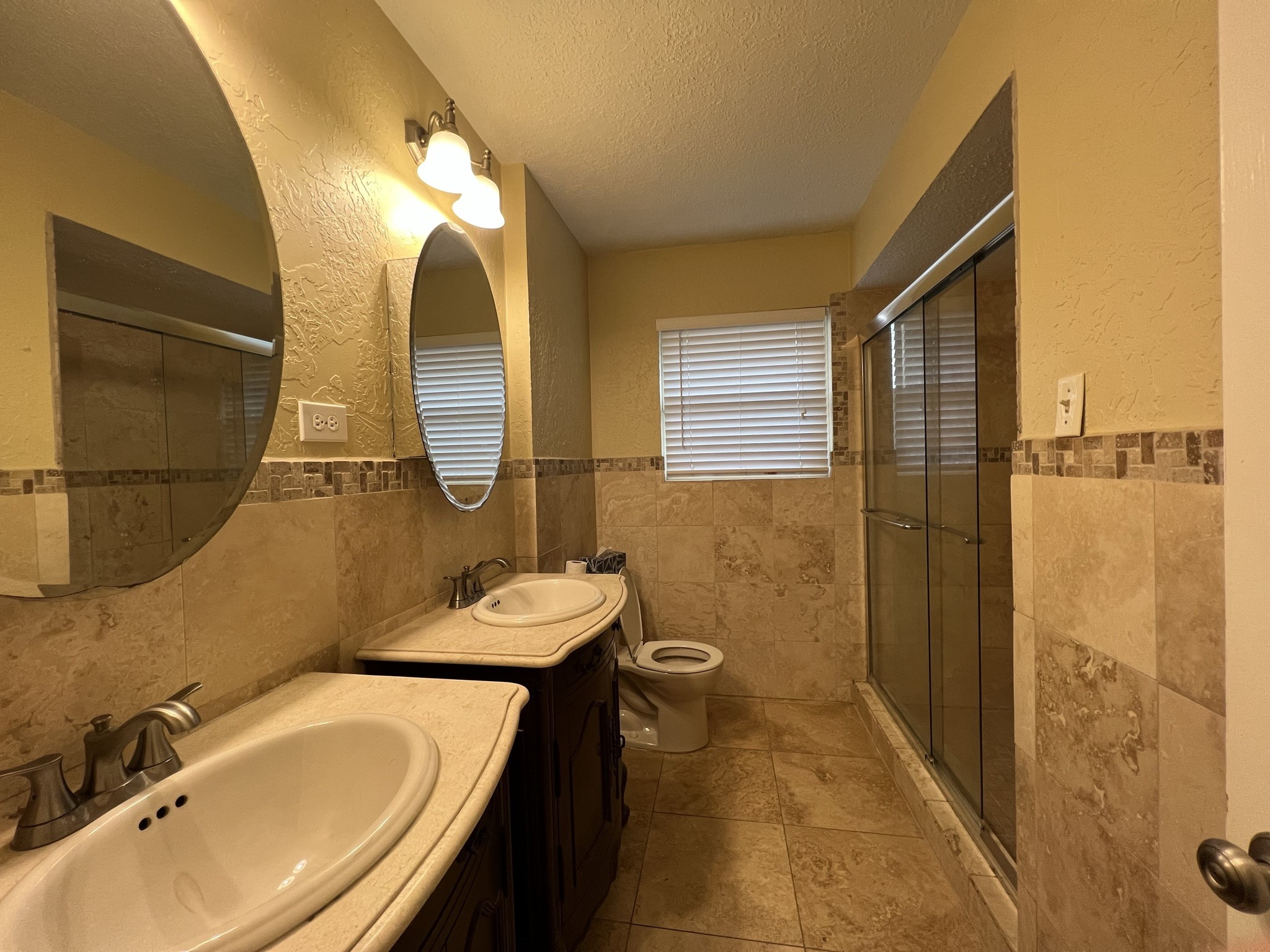 9619 Beverlyhill Street Property Photo 13