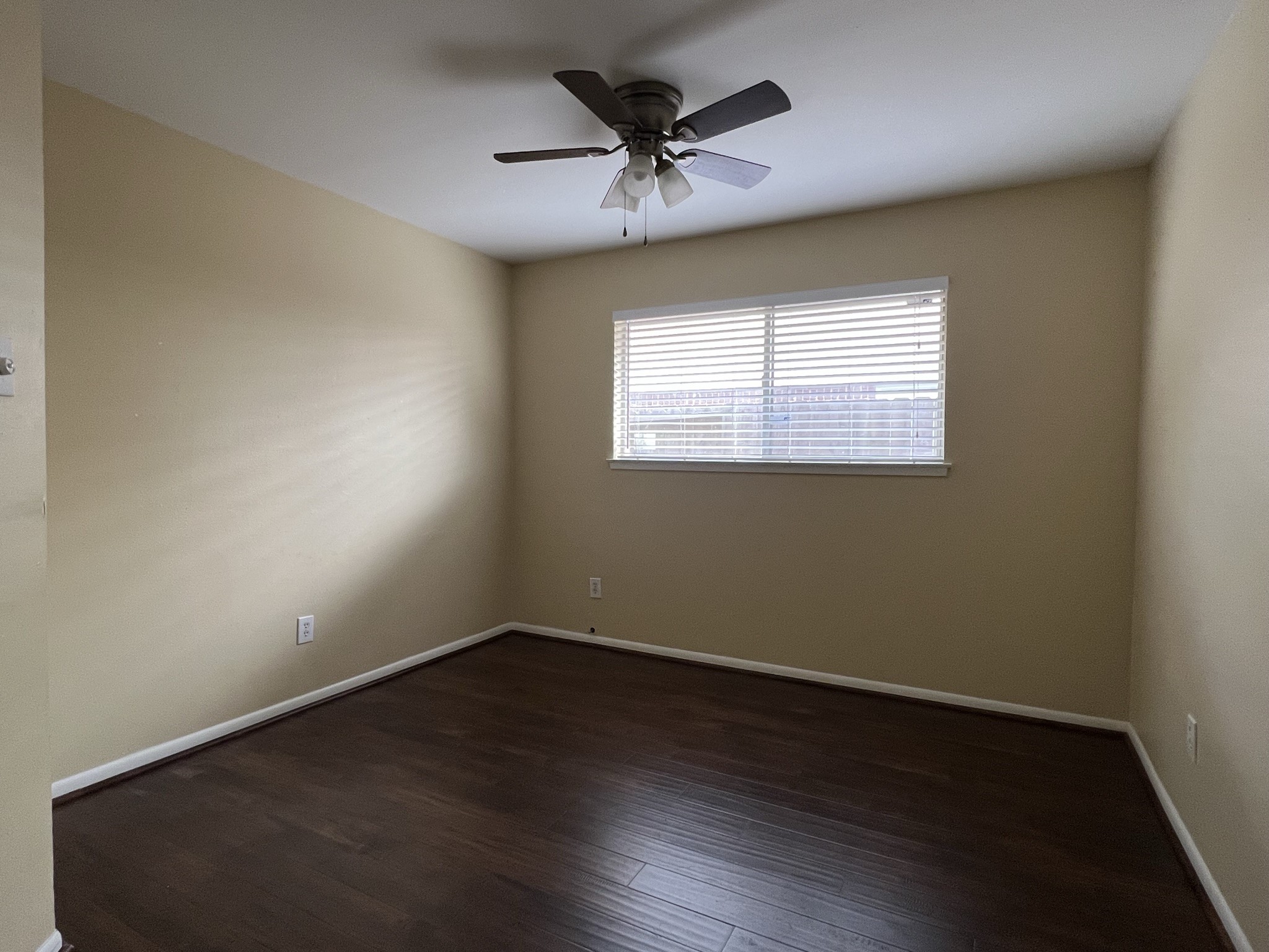 9619 Beverlyhill Street Property Photo 15