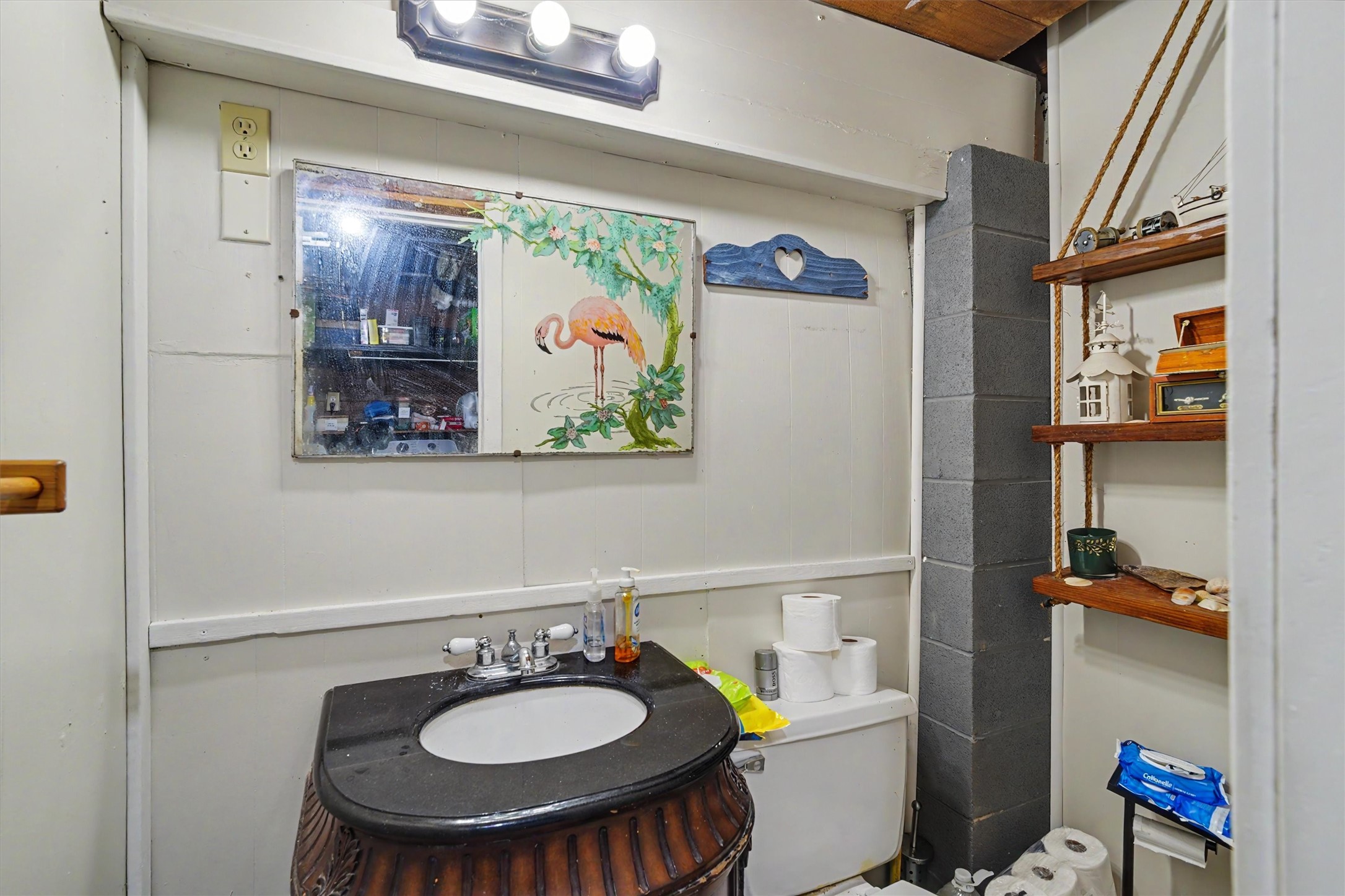 531 Pompano Street Property Photo 22