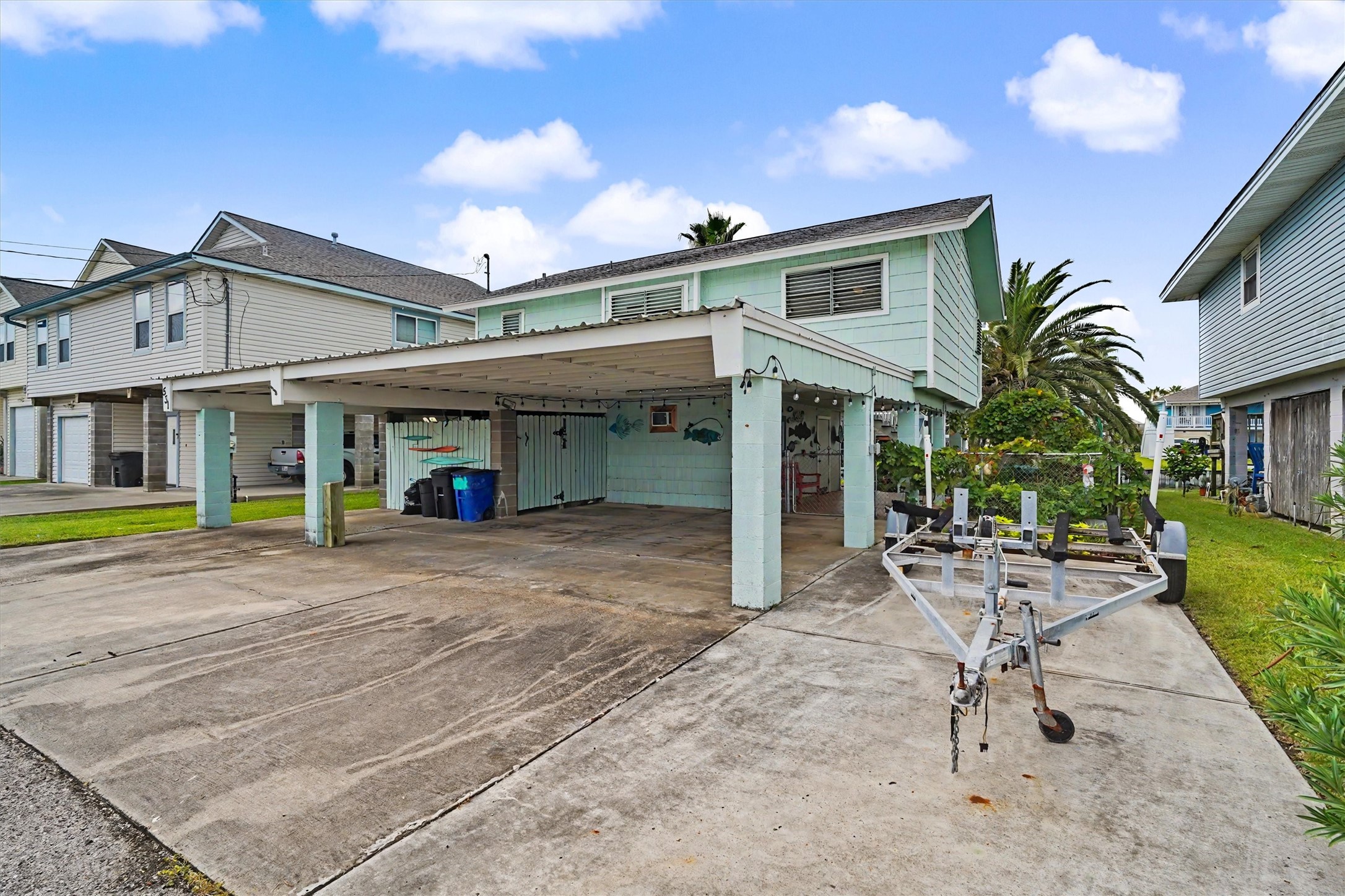 531 Pompano Street Property Photo 29