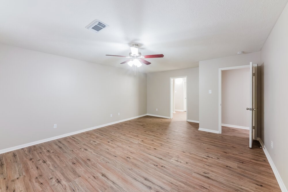 5515 Deer Timbers Trail Property Photo 10