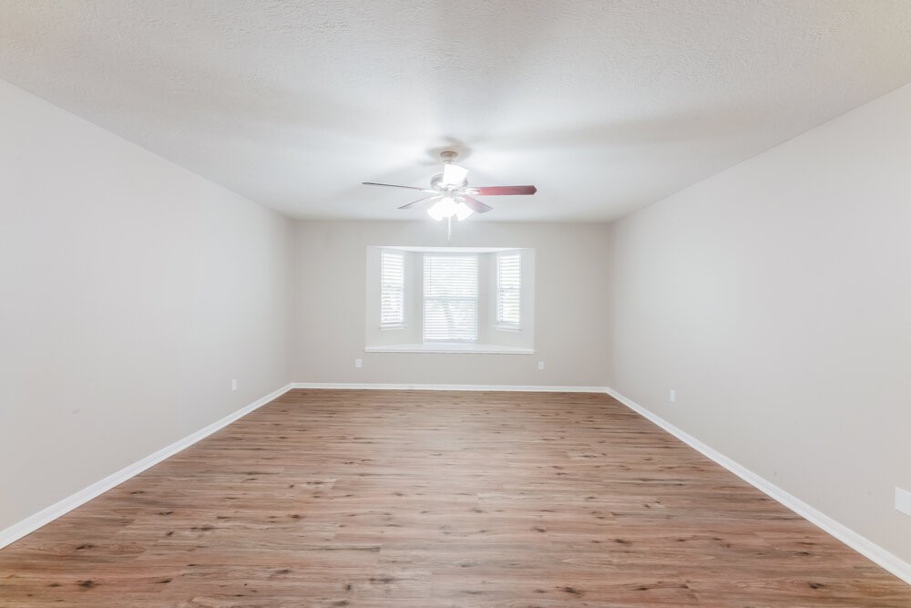 5515 Deer Timbers Trail Property Photo 11