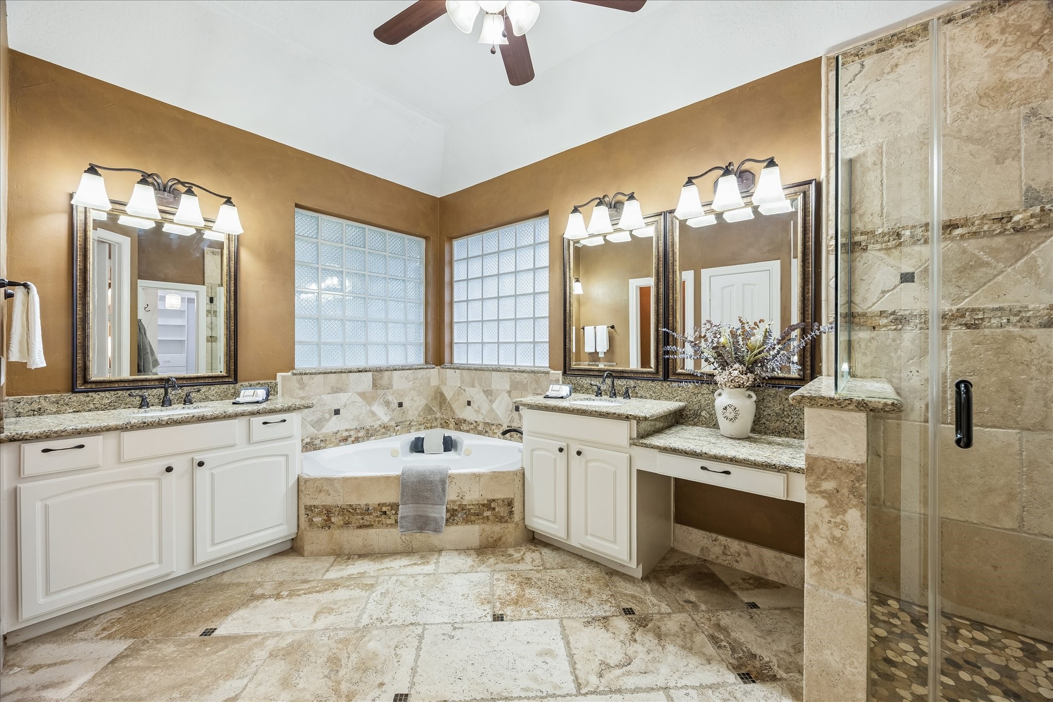 3710 Pine Bark Court Property Photo 16