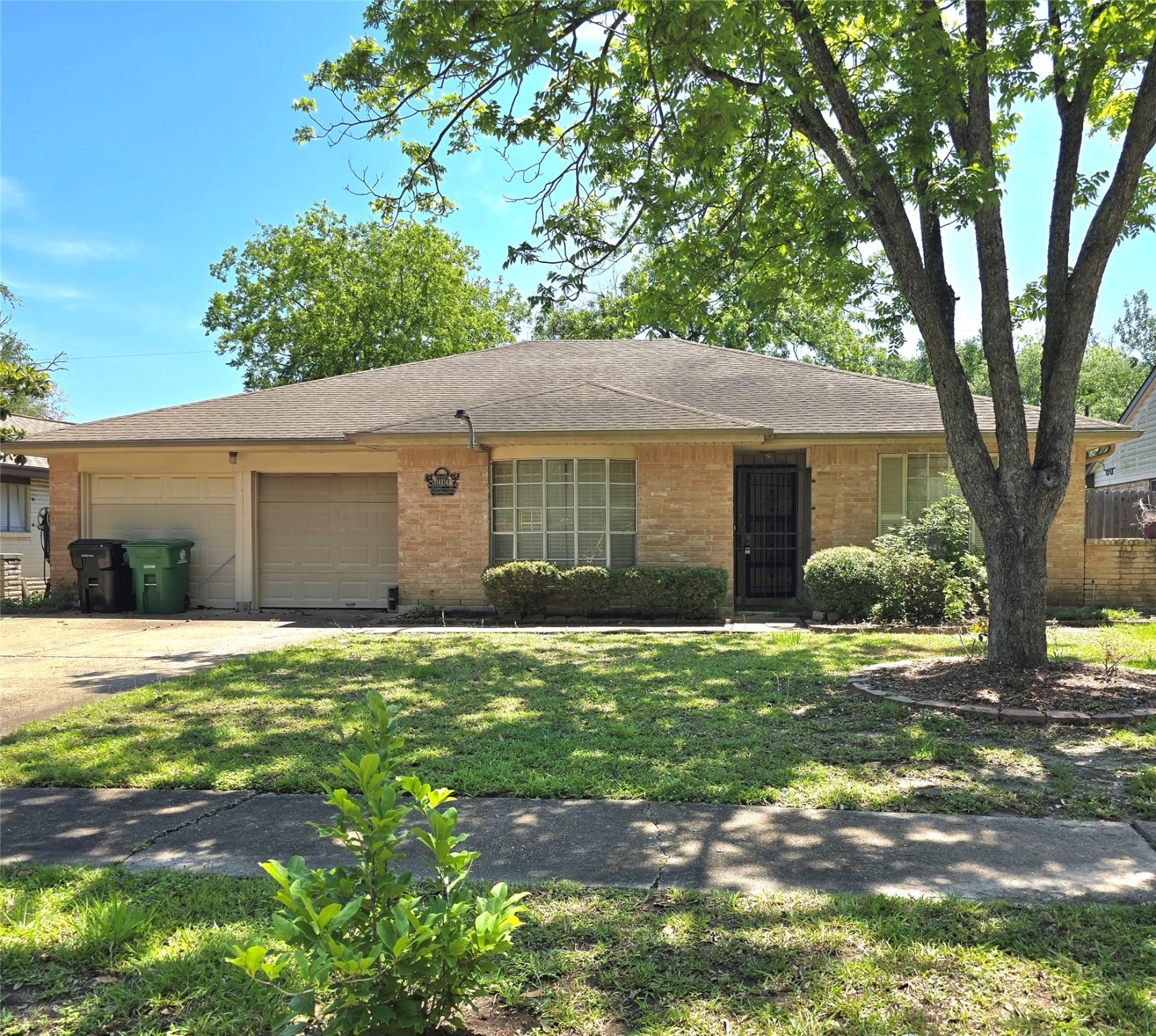 14814 Mcleod Drive Property Photo