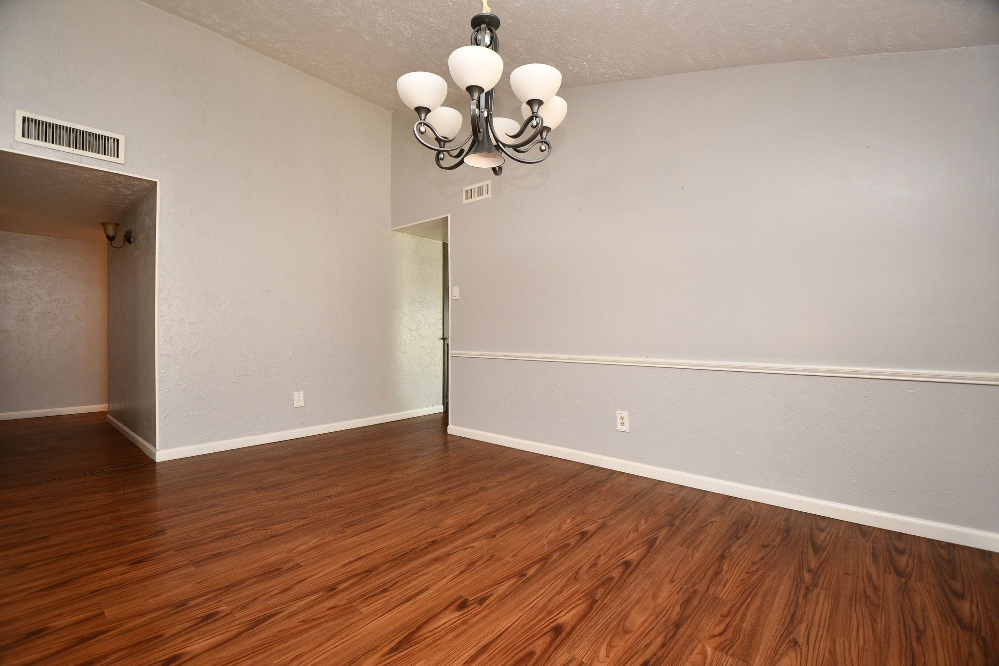 4935 Gretna Green Drive Property Photo 9