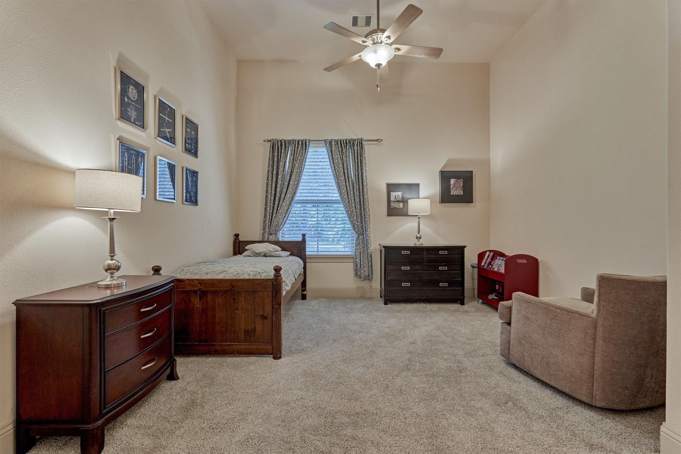 59 Freesia Court Property Photo 30