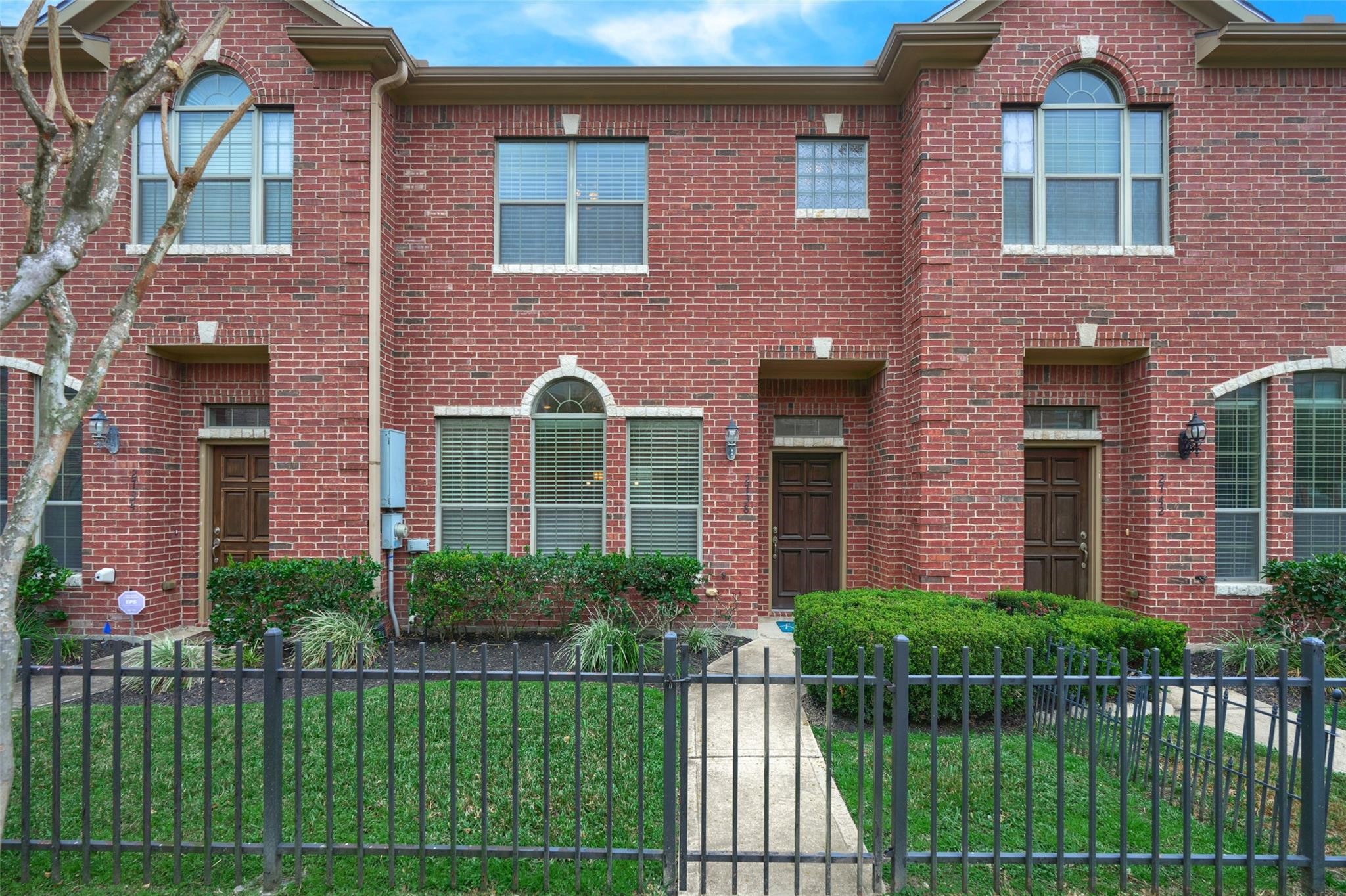 2738 Misty Heath Lane Property Photo 1