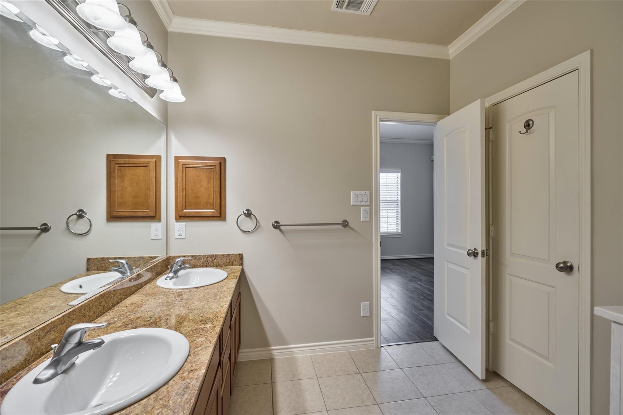 2738 Misty Heath Lane Property Photo 31