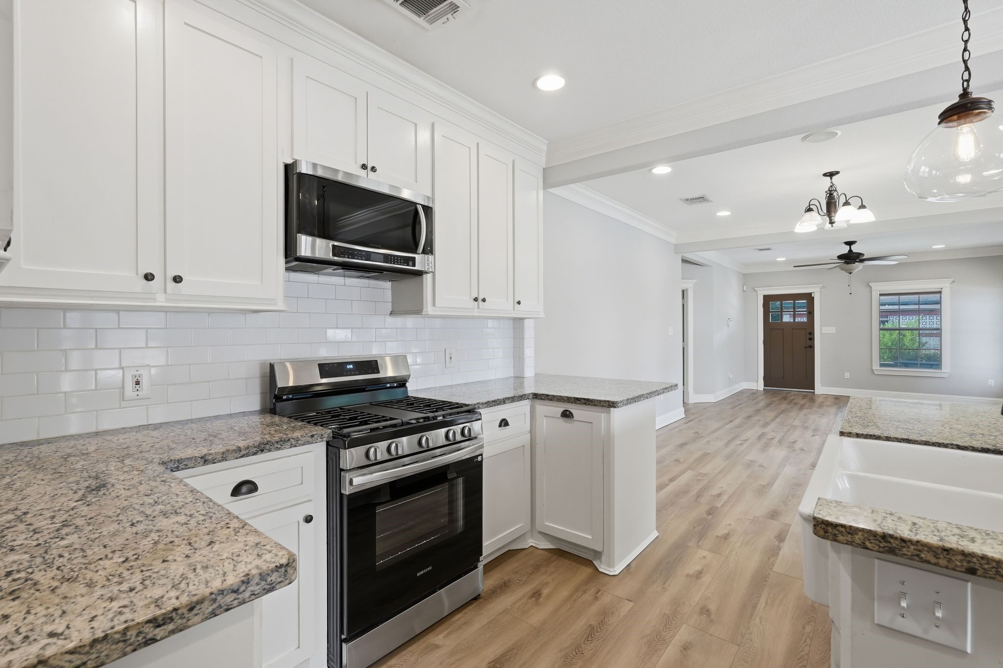 512 Enid Street Property Photo 10