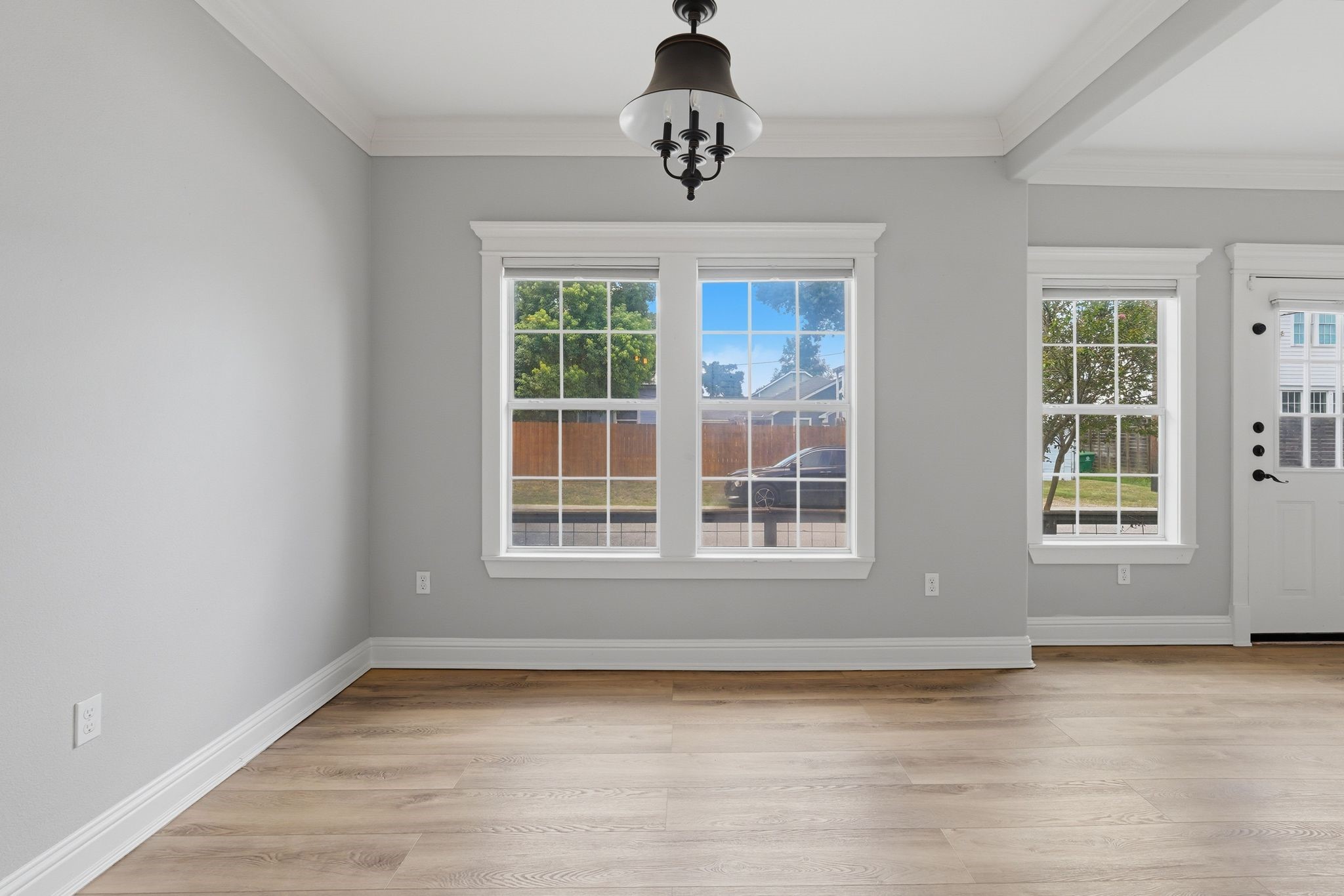 512 Enid Street Property Photo 13